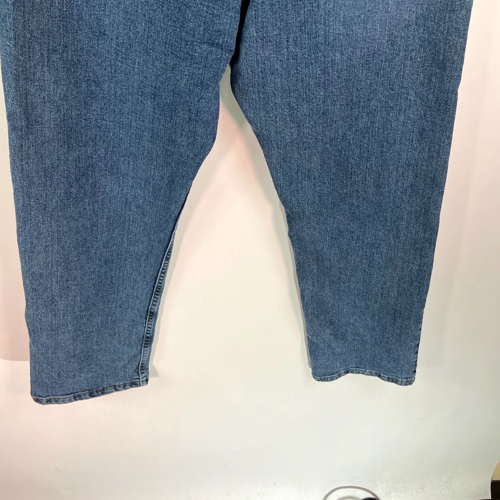 Wrangler Wrangler Jeans Mens Denim Flat Front Straight Blue Size 42 X 30 Regular 5 Pocket Belt Loops Size US 42 / EU 58 - 6 Thumbnail