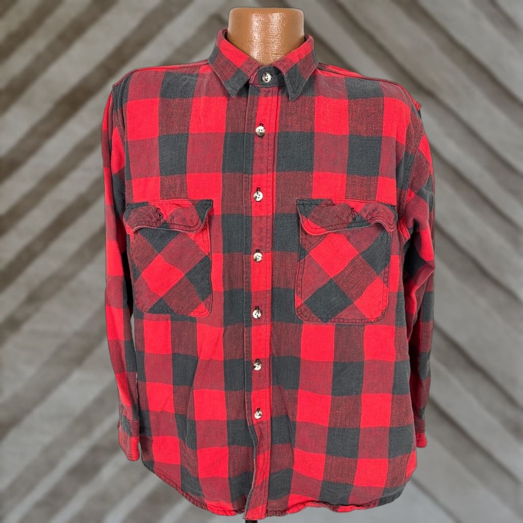 Vintage VINTAGE St. John's Bay Heavyweight Flannel Shirt Men XL Buffalo Plaid Button-Up, Long Sleeve, Red, Cotton, 80s 90s Inspired, Work/Casual, Mens Size US XL / EU 56 / 4 - 1 Thumbnail