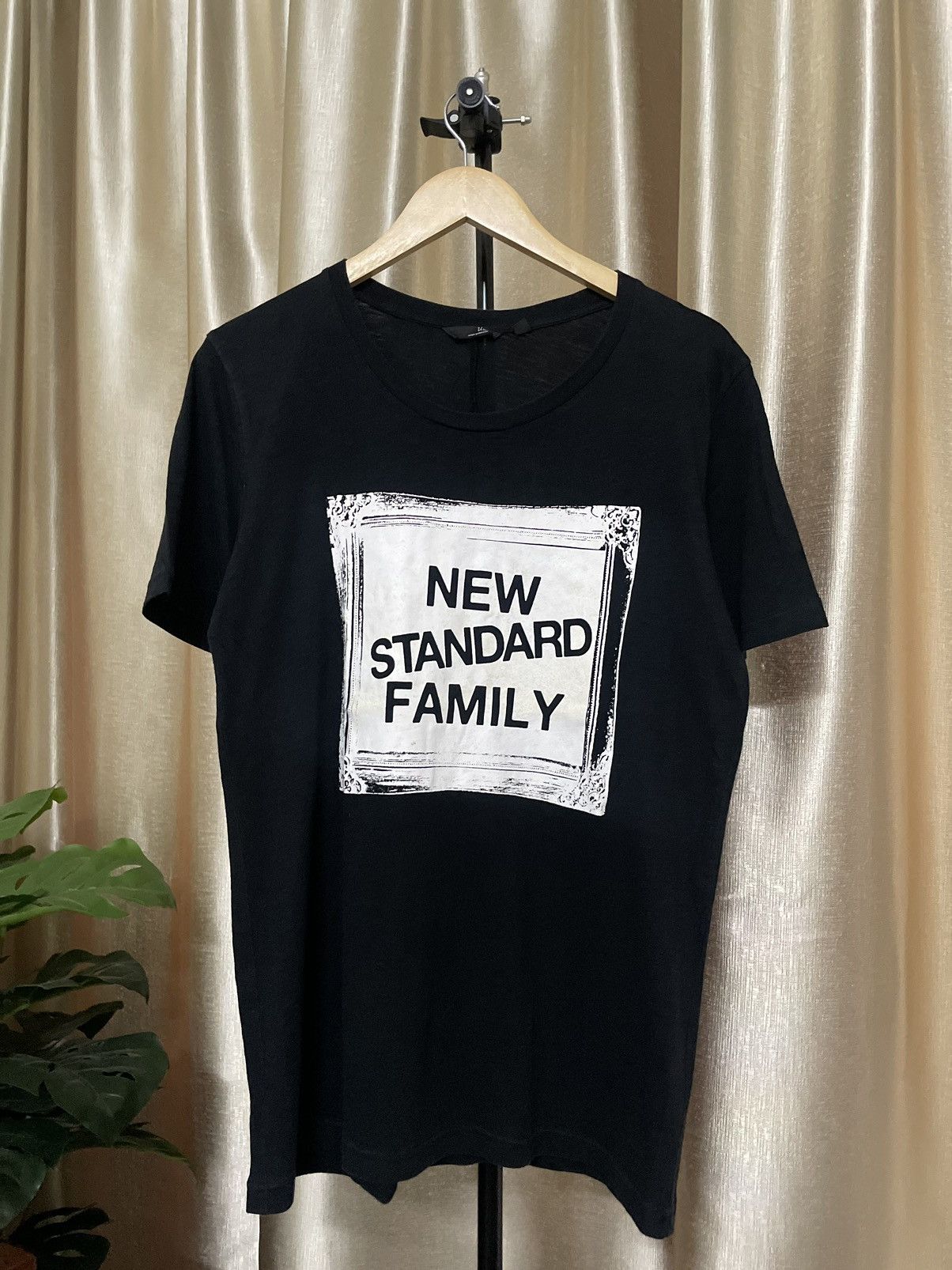 Japanese Brand × Undercover UNDERCOVER NEW STANDARD FAMILY BY UNIQLO TEE Size US L / EU 52-54 / 3 - 1 Thumbnail