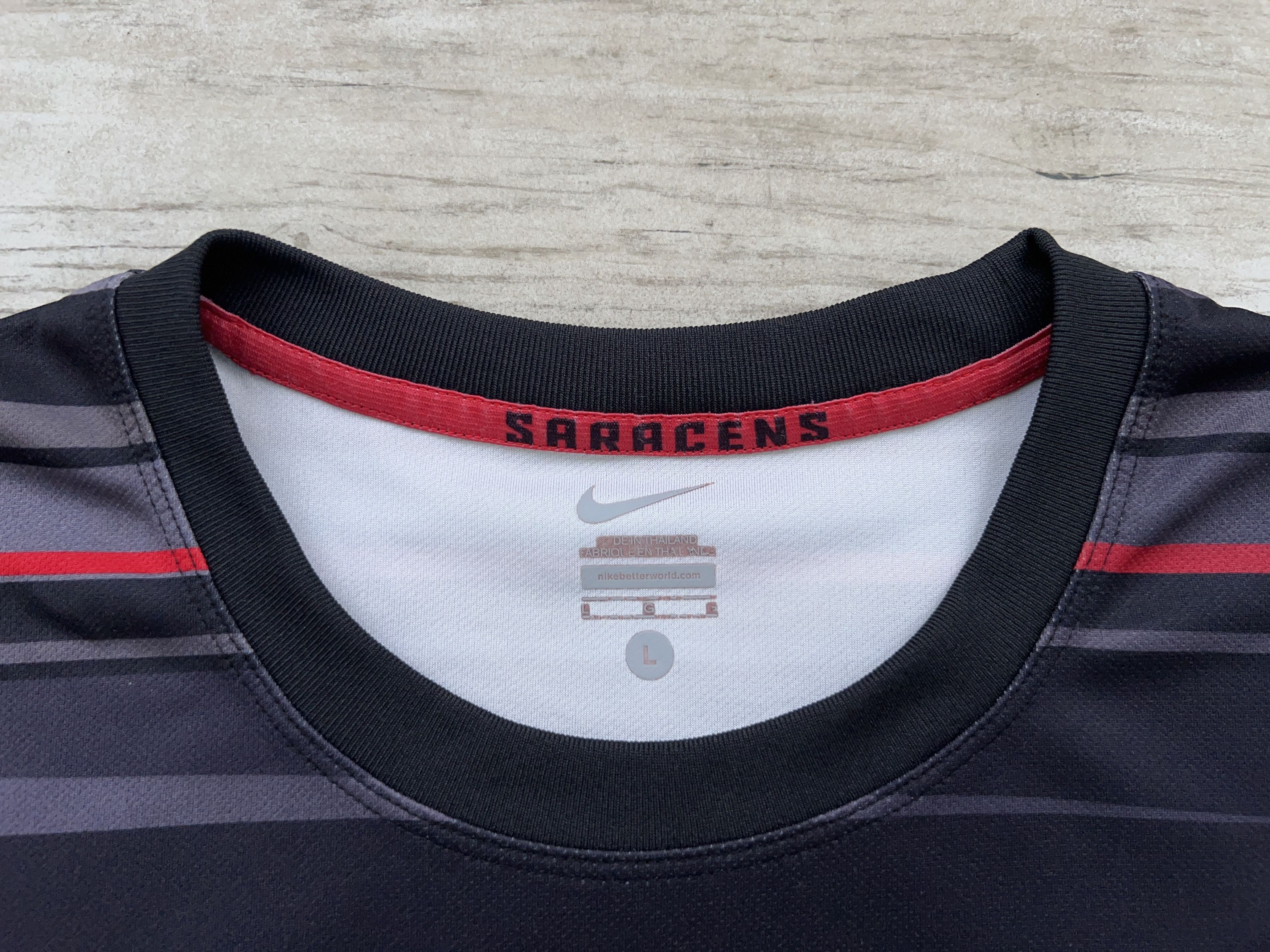 Nike Mens Nike Saracens 2014 2015 Away Rugby T Shirt Jersey Size US L / EU 52-54 / 3 - 2 Thumbnail