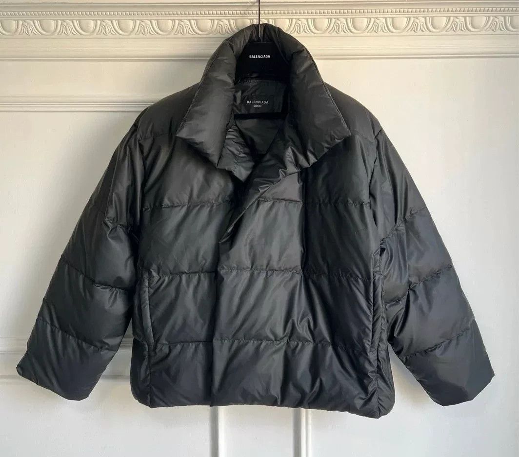 Balenciaga Balenciaga SS23 Letter Print Down Jacket Size US S / EU 44-46 / 1 - 1 Thumbnail