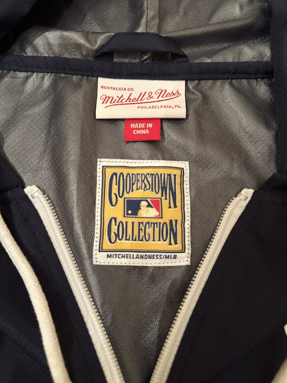 Mitchell & Ness Mitchell & Ness Padres Windbreaker Size US S / EU 44-46 / 1 - 4 Thumbnail
