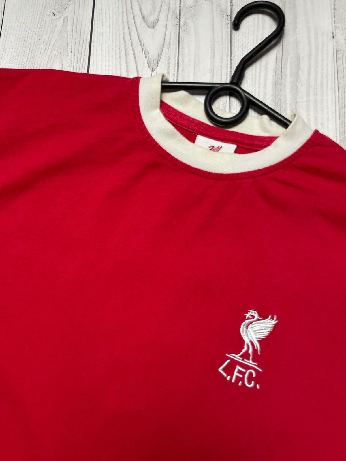 Vintage Vintage Liverpool soccer jersey retro logo YNWA size M Size US M / EU 48-50 / 2 - 4 Thumbnail