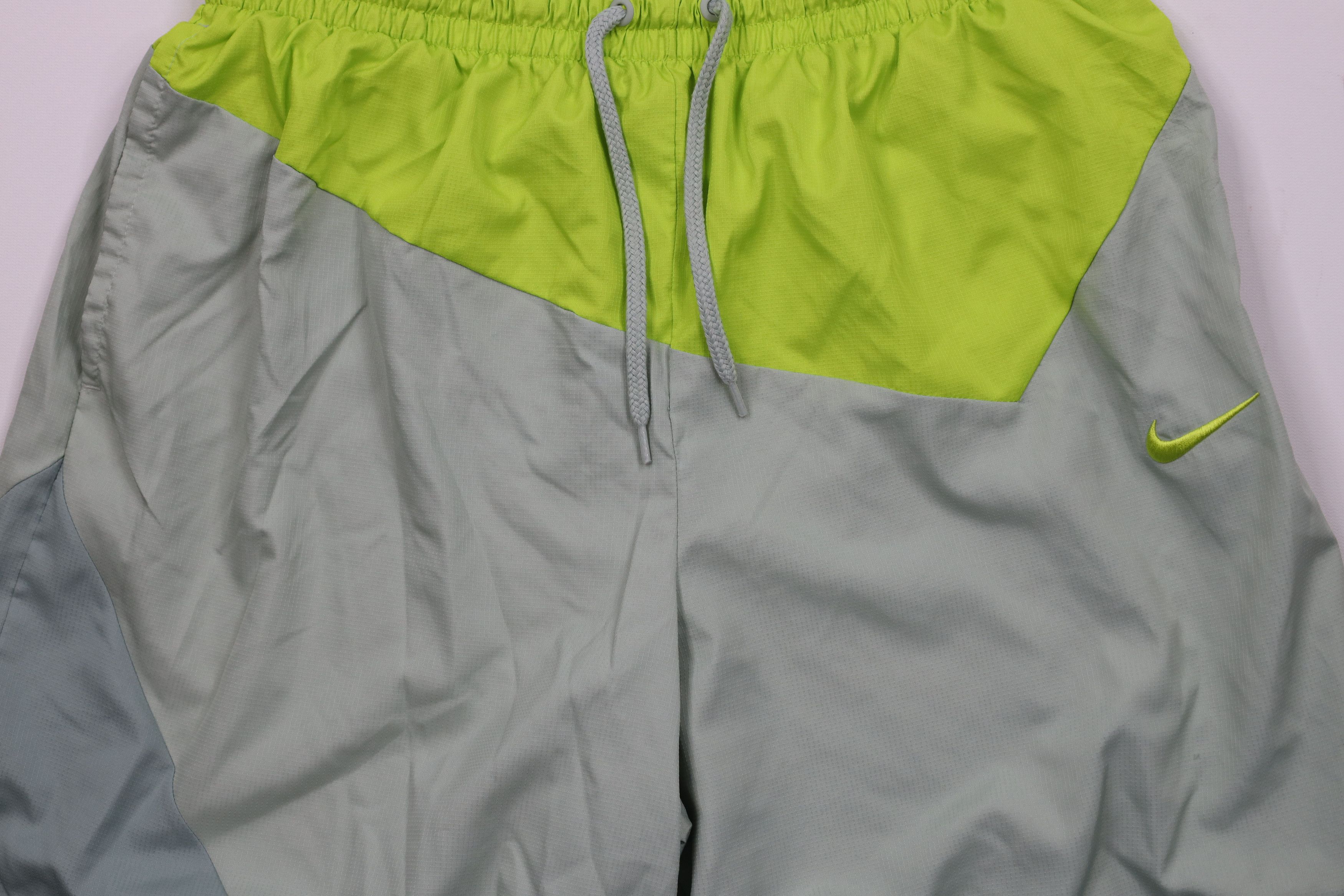 Nike × Vintage Nike Block Lined DNA Woven Basketball Gym Shorts Light Green Size US 34 / EU 50 - 3 Thumbnail