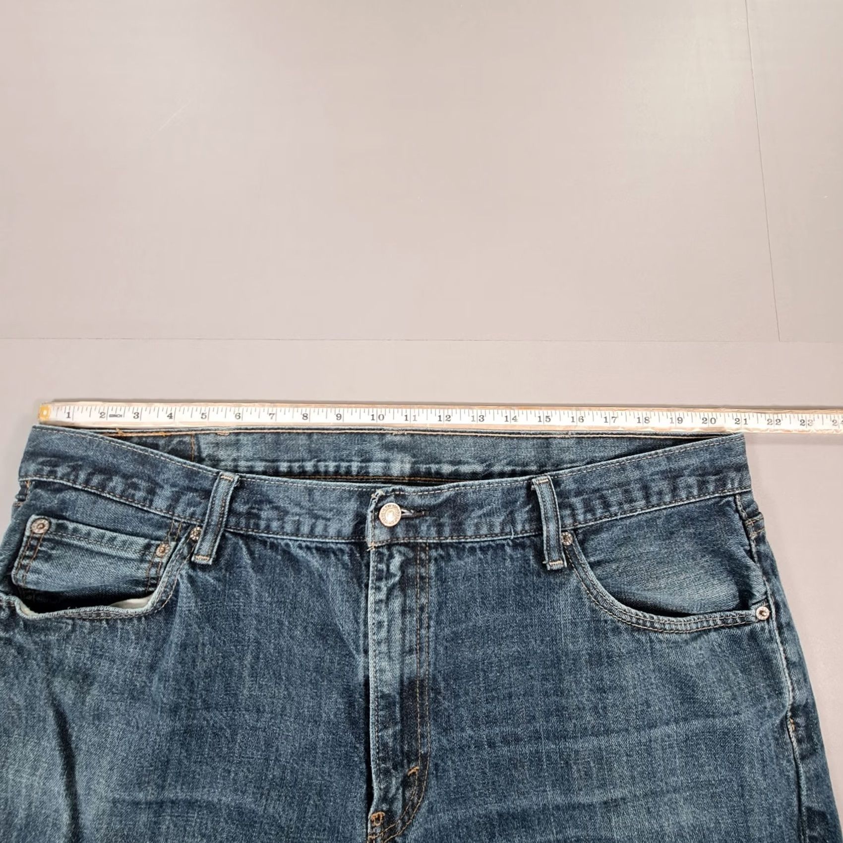 Levi's Levis 527 Jeans Mens Bootcut W42 L30 Blue Denim Zip Fly 5-Pocket Regular Fit Hamilton City USA Modern Vintage: No Size US 42 / EU 58 - 4 Thumbnail