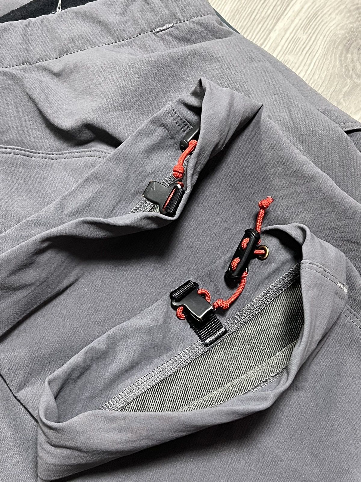 Arc'teryx ARCTERYX HIKING SOFT SHELL PANTS Size US 34 / EU 50 - 9 Thumbnail