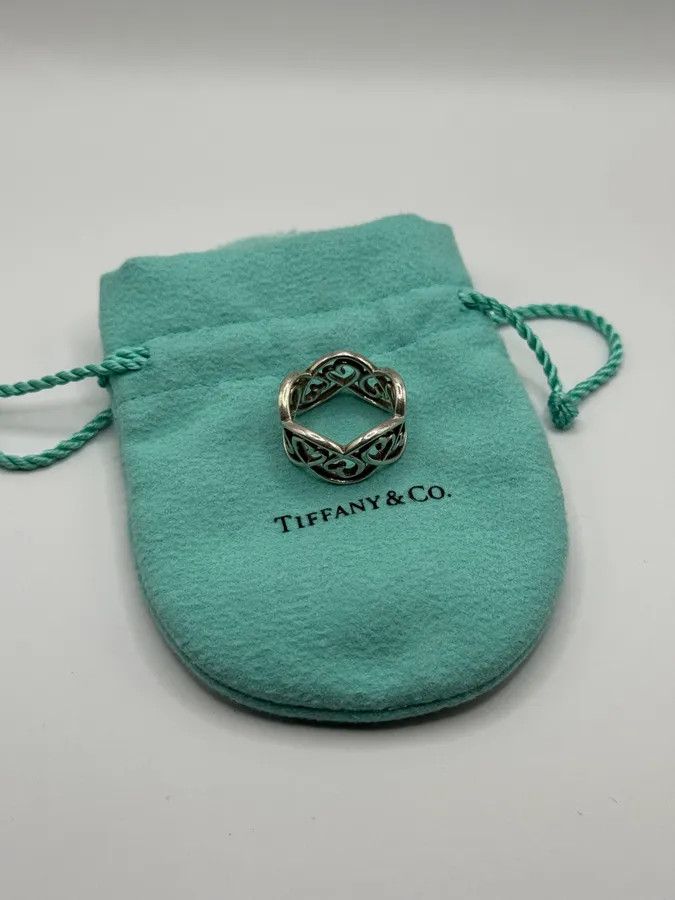 Tiffany & Co. × Vintage Tiffany & Co. Love Hearts Silver 925 Ring Size ONE SIZE - 9 Thumbnail
