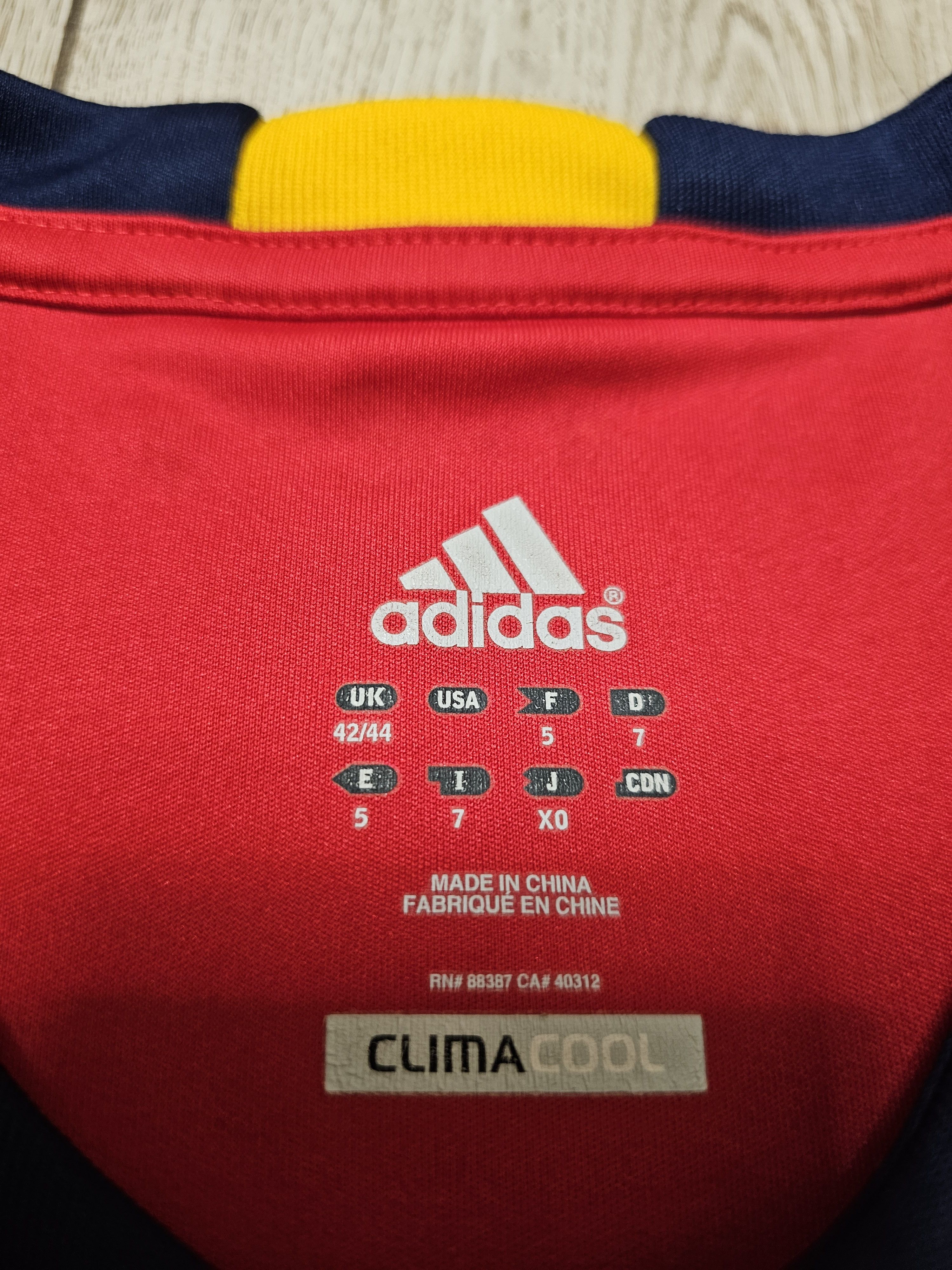 Adidas SPAIN 2010 2011 PLAYER VERSION FOOTBALL SHIRT SOCCER JERSEY Size US L / EU 52-54 / 3 - 7 Thumbnail