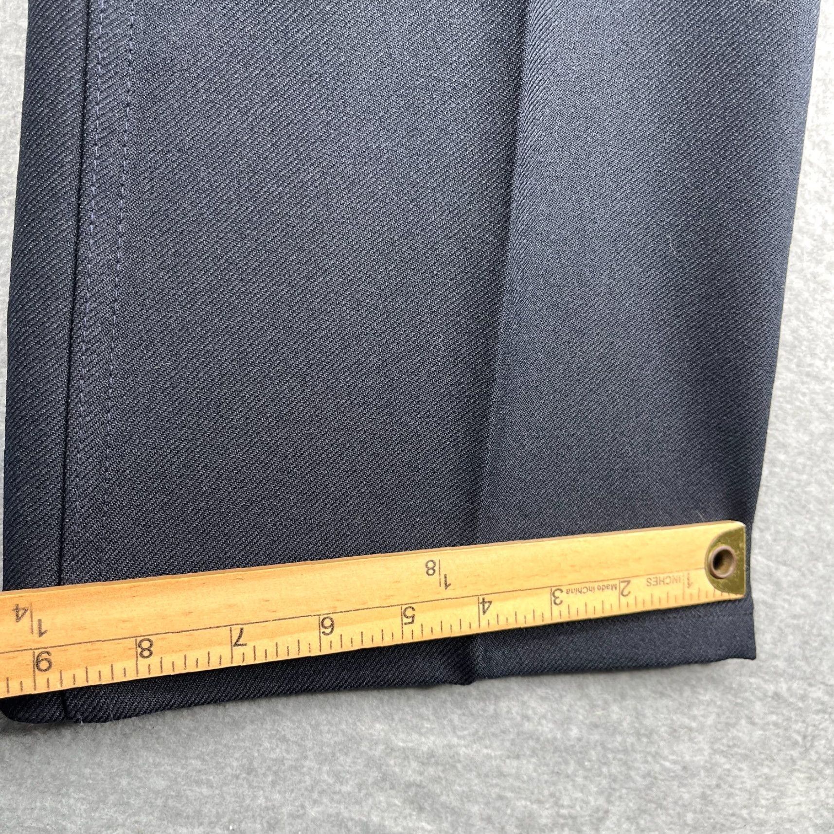 Levi's Levis Pants Navy Blue Polyester Stretch Mens 38x30 5 Pocket Flat Front Casual Must-Have 5pocket Mens Pants Regular Inseam 30 in Blue Levi's Size US 38 / EU 54 - 2 Thumbnail
