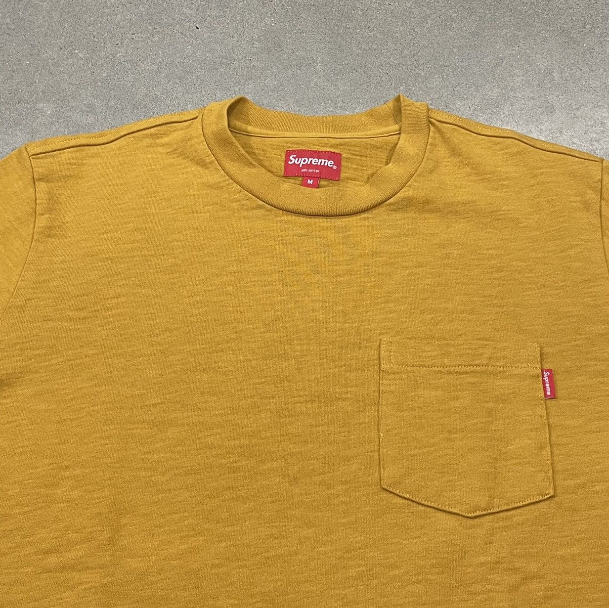 Supreme MINT: F/W 2018 Supreme L/S Pocket Tee "Mustard" Size US M / EU 48-50 / 2 - 3 Thumbnail