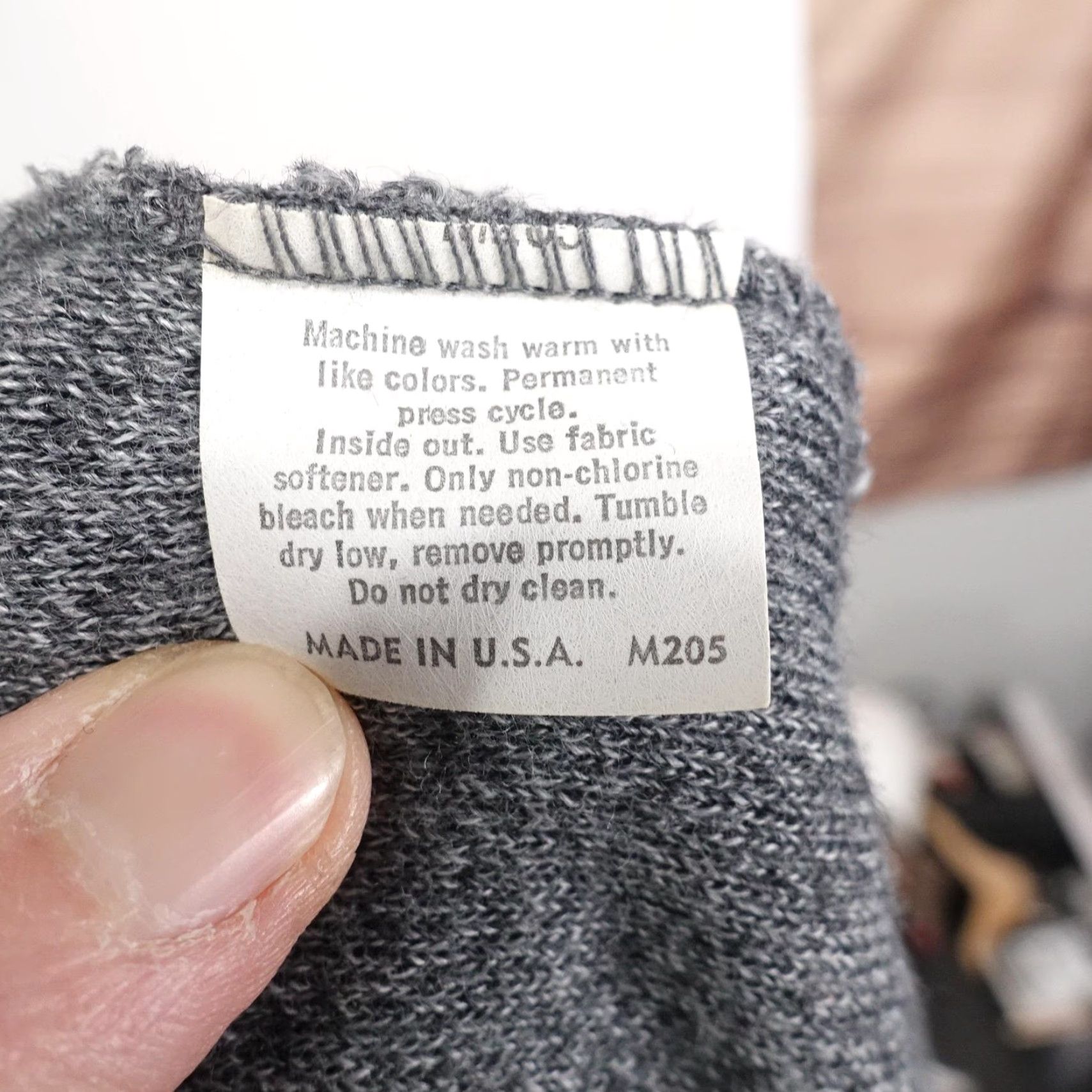 Jantzen VINTAGE Jantzen Sweater Vest Mens Large Gray V Neck Pullover Made In USA Size US L / EU 52-54 / 3 - 7 Thumbnail