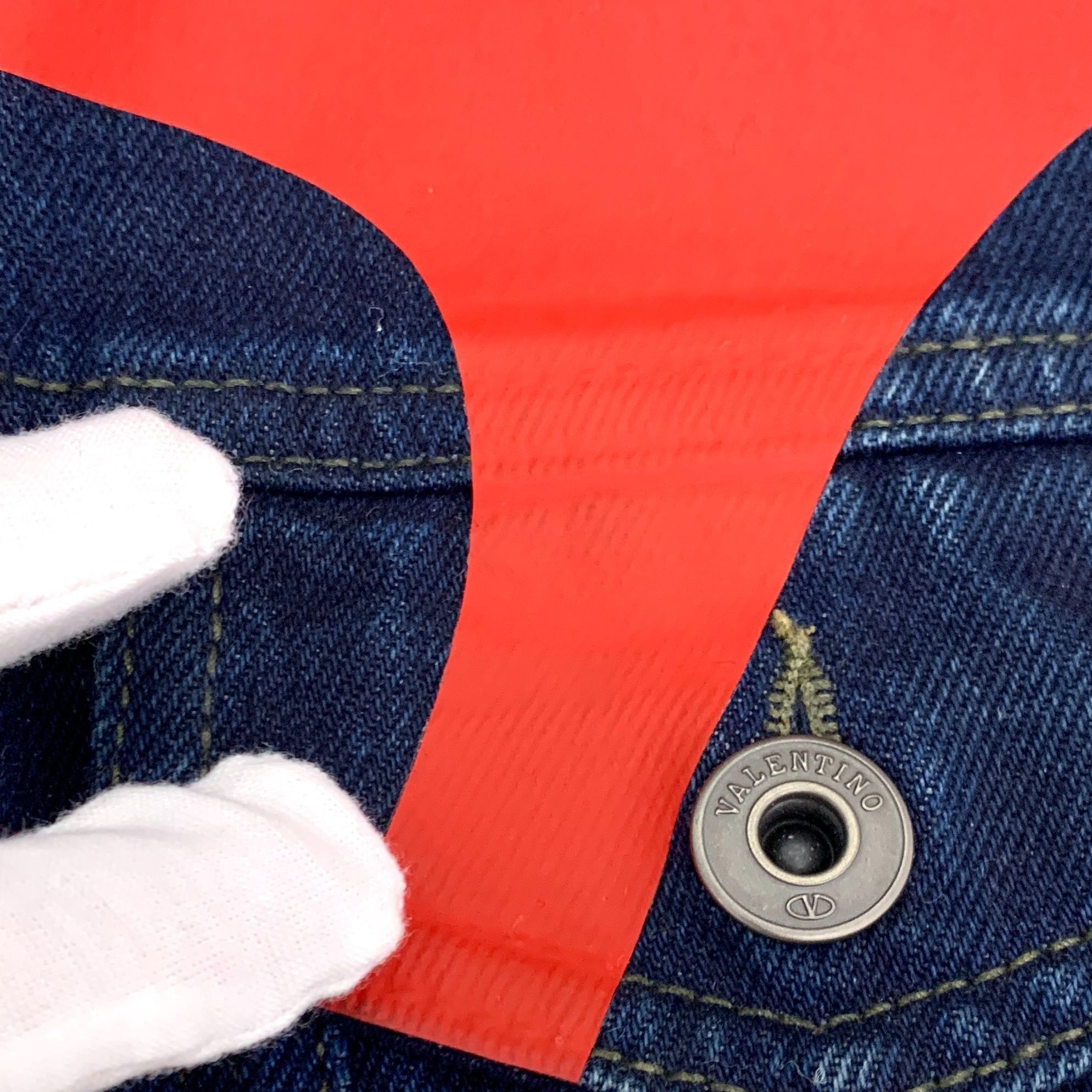 Valentino H11612 Valentino Red V Logo Denim Jacket Size US S / EU 44-46 / 1 - 7 Thumbnail