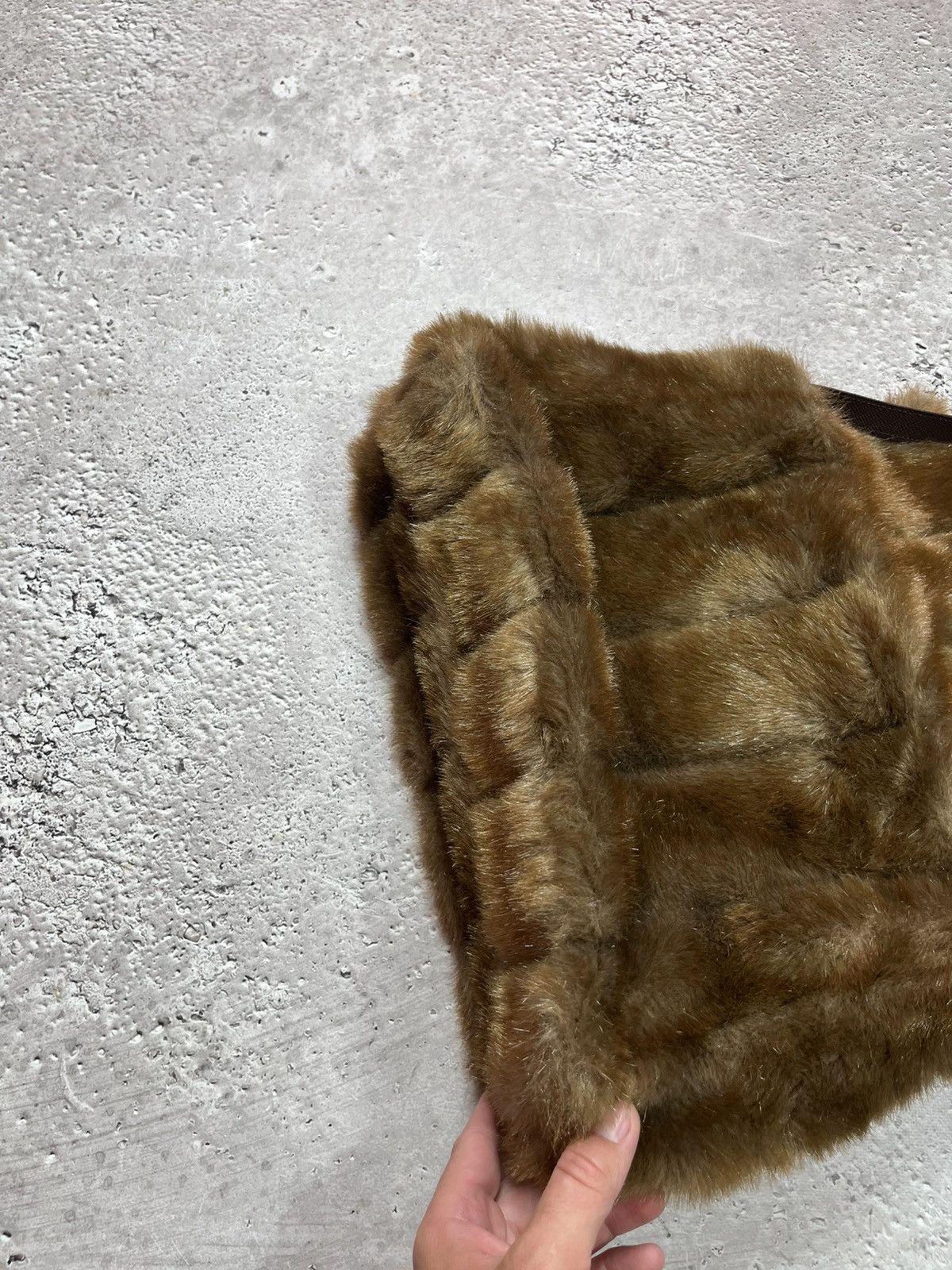 Other Y2K Faux Fur Brown Shoulder Bag 42x28 cm Vintage Style Size ONE SIZE - 13 Thumbnail