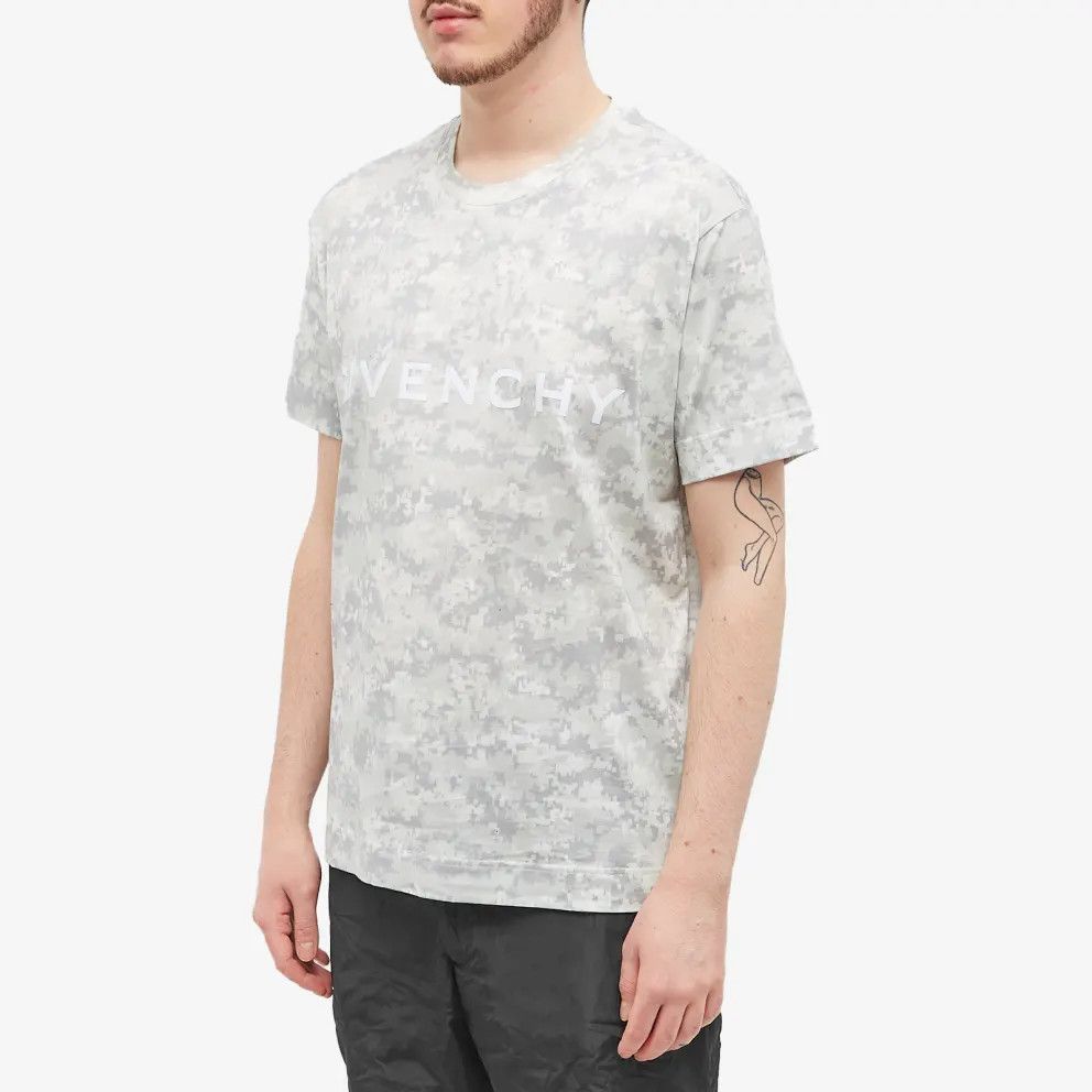 Givenchy o1loc1c0824 Classic T-Shirt in Grey Size US S / EU 44-46 / 1 - 2 Thumbnail