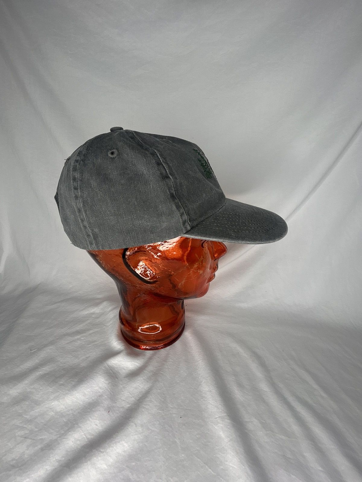Vintage Vintage 90’s Nature Wolves Grey Embroidered Strapback Hat Size ONE SIZE - 4 Thumbnail