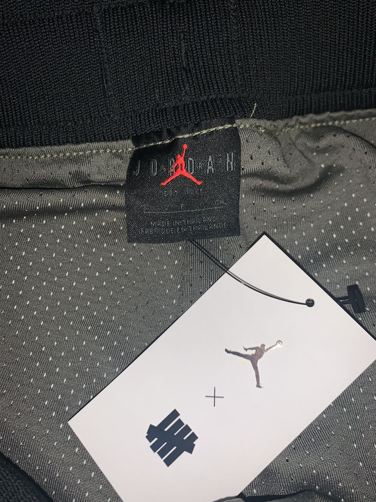Jordan Brand Jordan X Undefeated Basketball Shorts Twilight Marsh Size US 28 / EU 44 - 10 Thumbnail