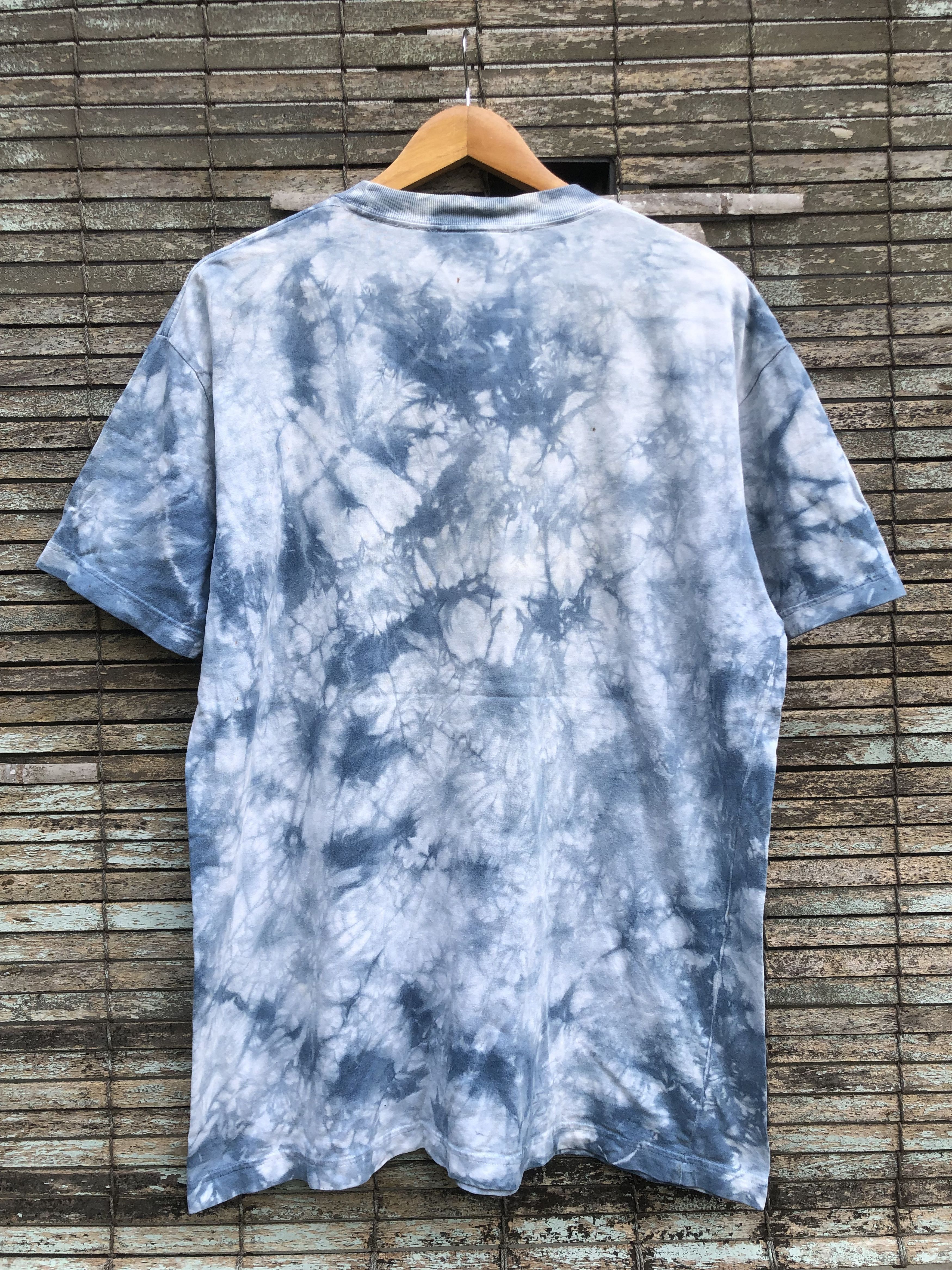 Vintage Vintage Tye Dye Bear Surf Boards Centre Logo Tee Size US L / EU 52-54 / 3 - 3 Thumbnail