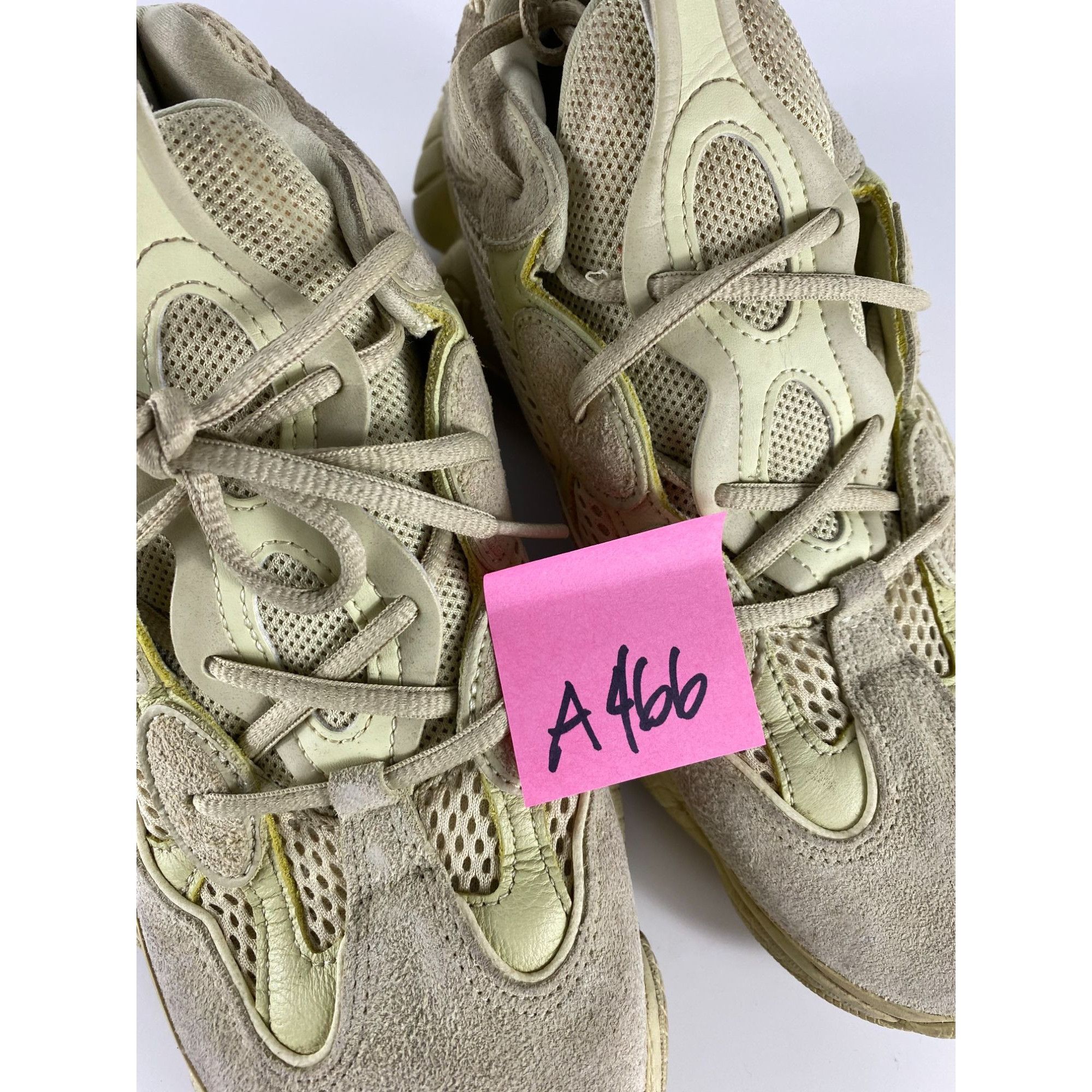 yeezy 779001