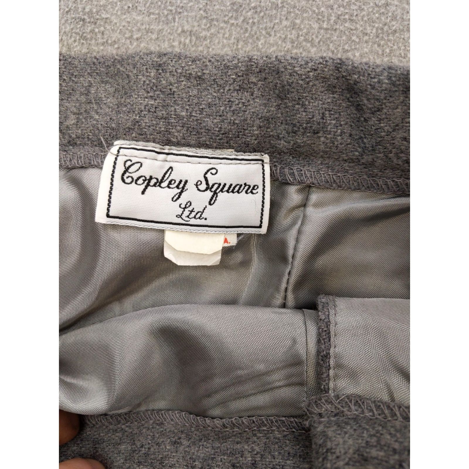 Vintage VINTAGE Copley Square Ltd Skirt Womens 12 Gray Midi Pencil Button Slit USA Size 34" / US 12 / IT 48 - 3 Thumbnail