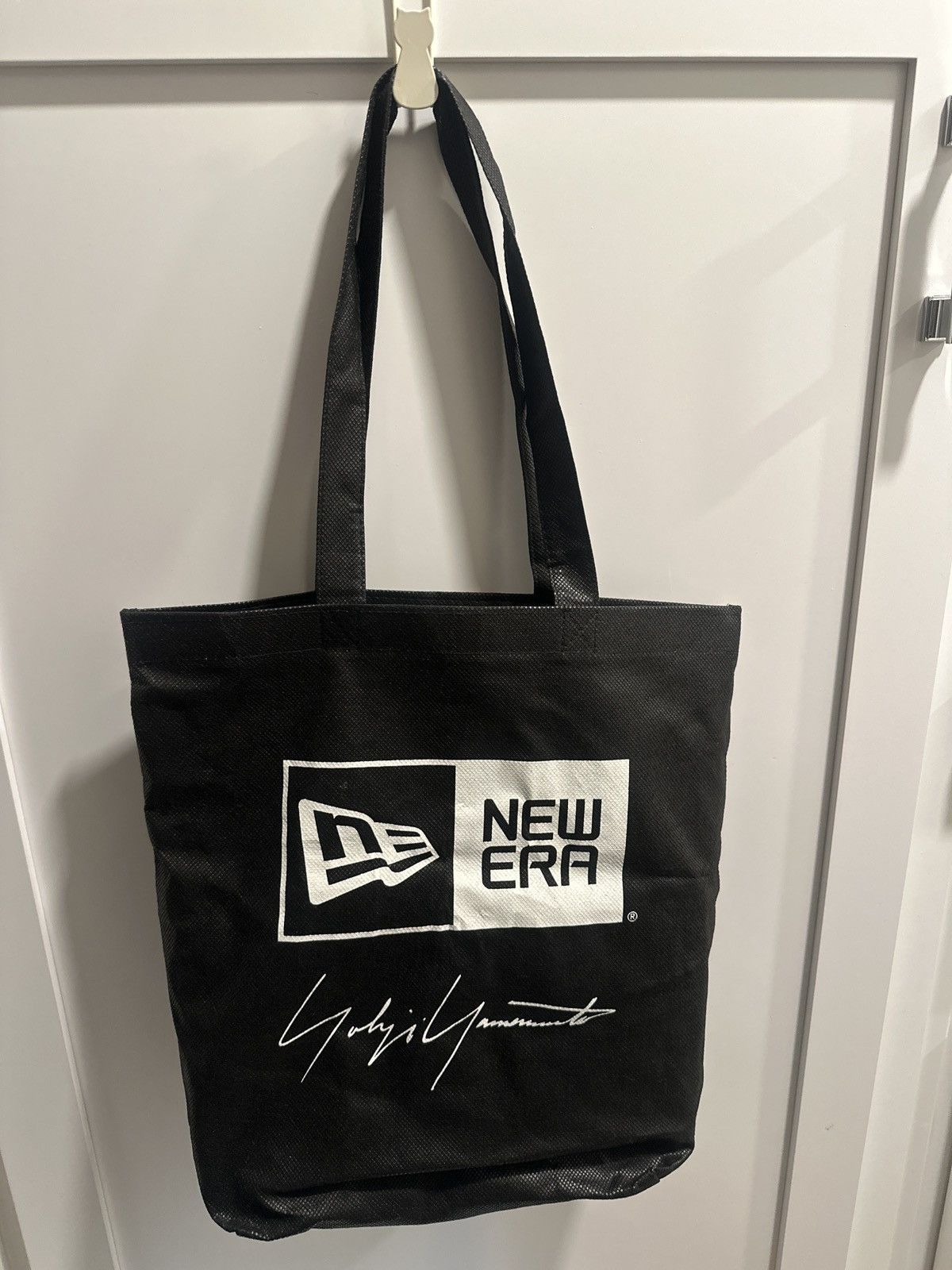 New Era × Yohji Yamamoto Yohji Yamamoto X New Era short sleeve T-shirt and Tote Size US M / EU 48-50 / 2 - 5 Thumbnail