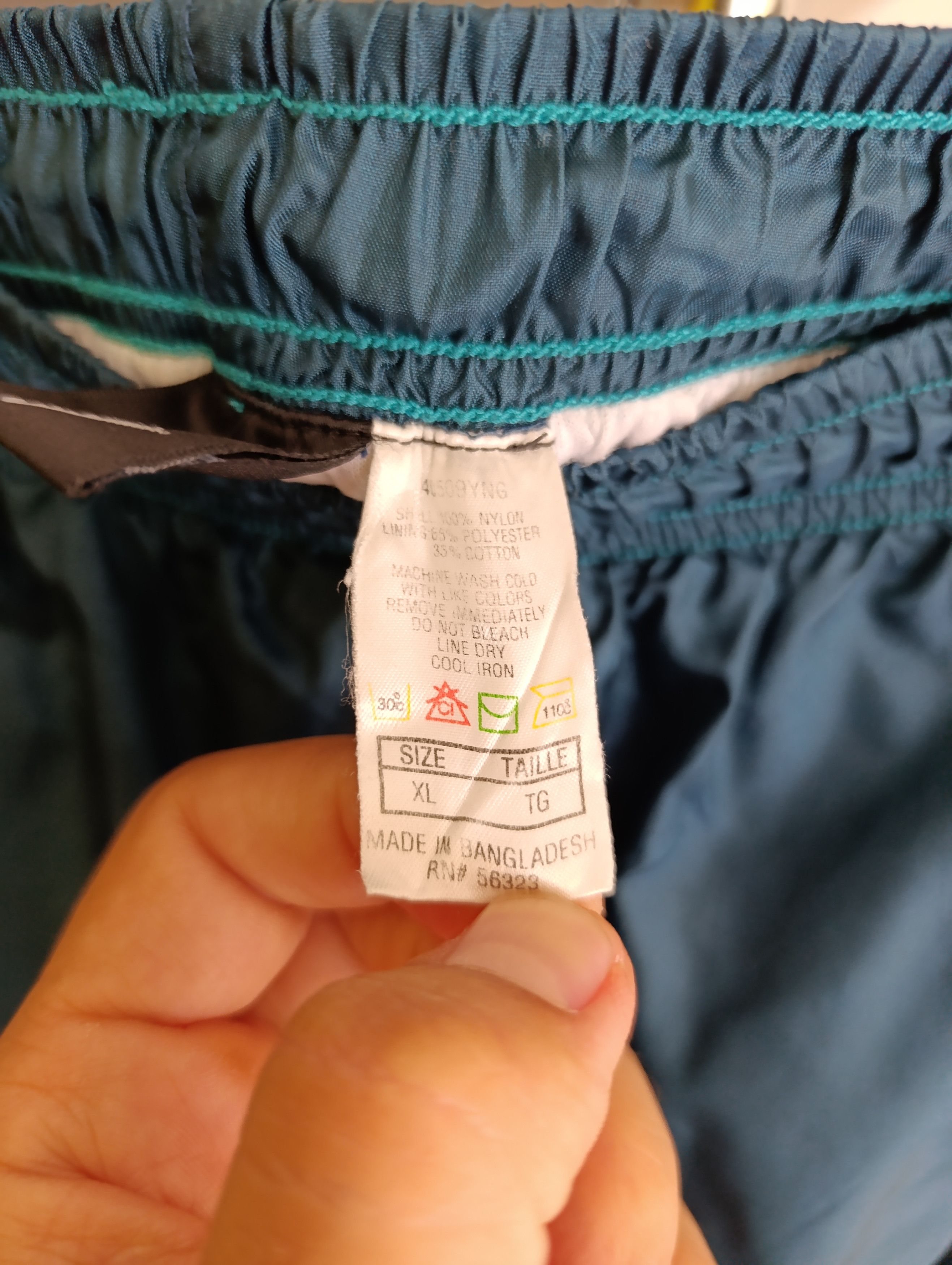 Nike × Vintage Vintage Nike Nylon Track Mens Pants S 90’s Sweatpants Size US 36 / EU 52 - 10 Thumbnail