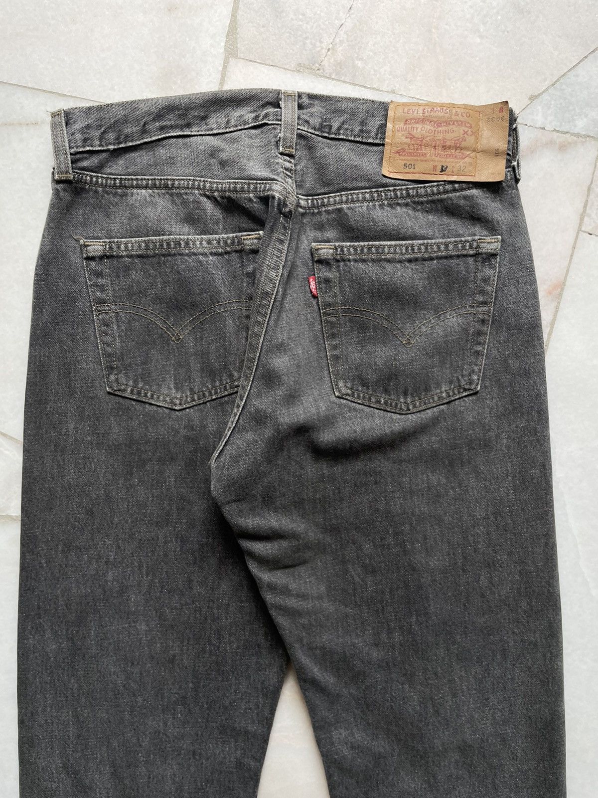 Levi's Vintage 90s Levis 501 All Black Jeans 30x32 Size US 30 / EU 46 - 5 Thumbnail
