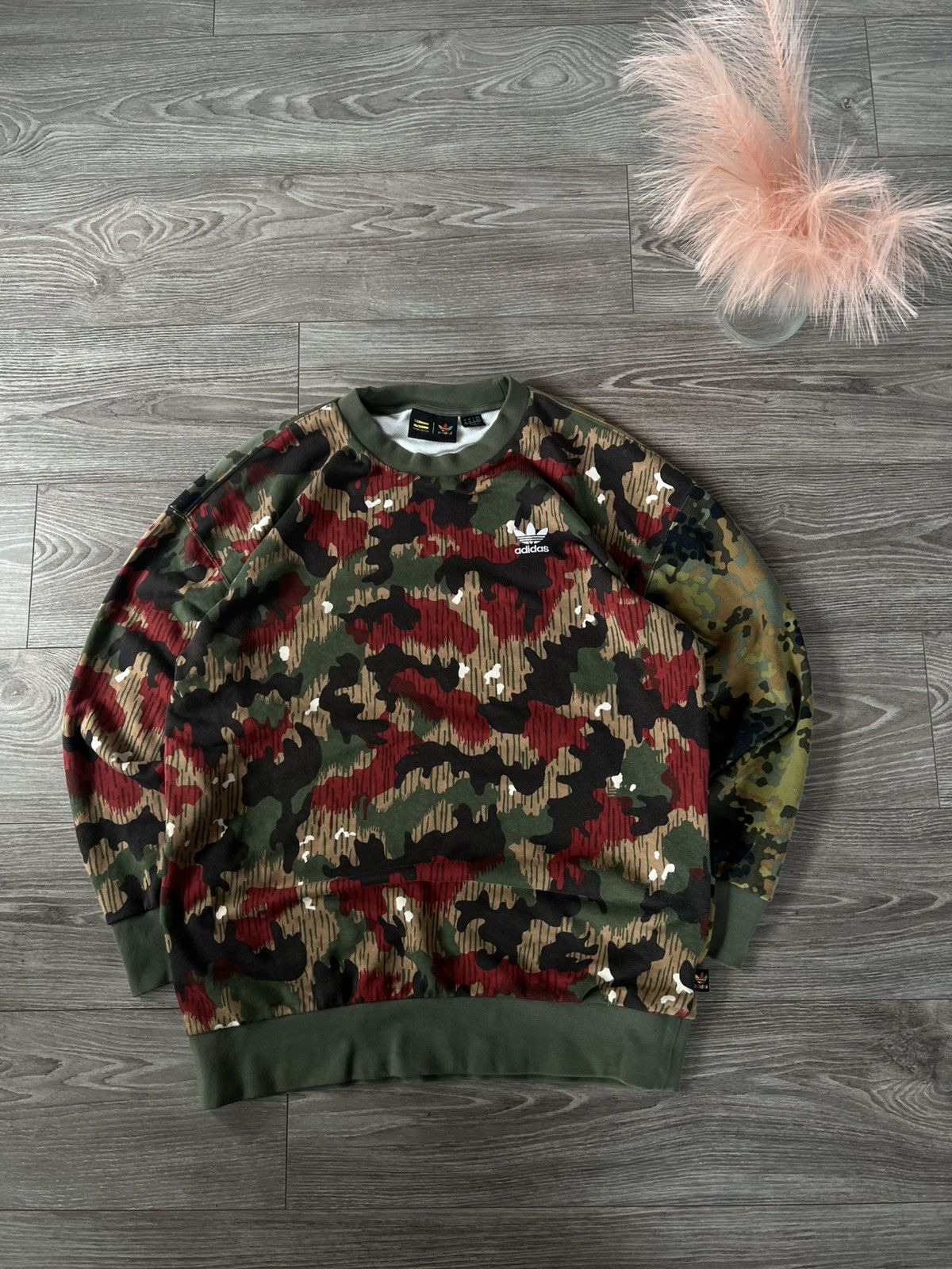 Adidas × Designer × Pharrell ‼️Archival Adidas x Pharrell Williams Hu Knit Camo Sweatshirt Size US M / EU 48-50 / 2 - 4 Thumbnail