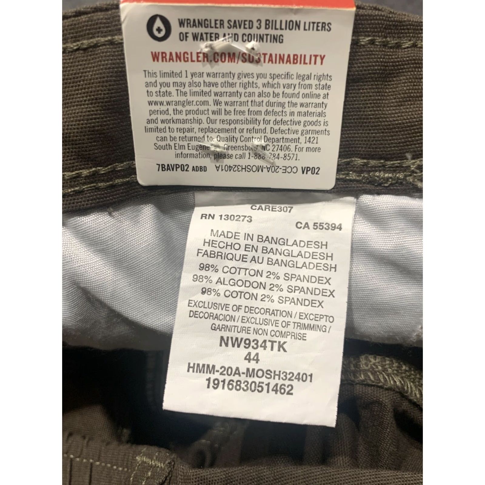 Wrangler VINTAGE Wrangler Mens Canvas Cargo Utility Hiker Shorts Size 44 Brown Size US 44 / EU 60 - 7 Thumbnail
