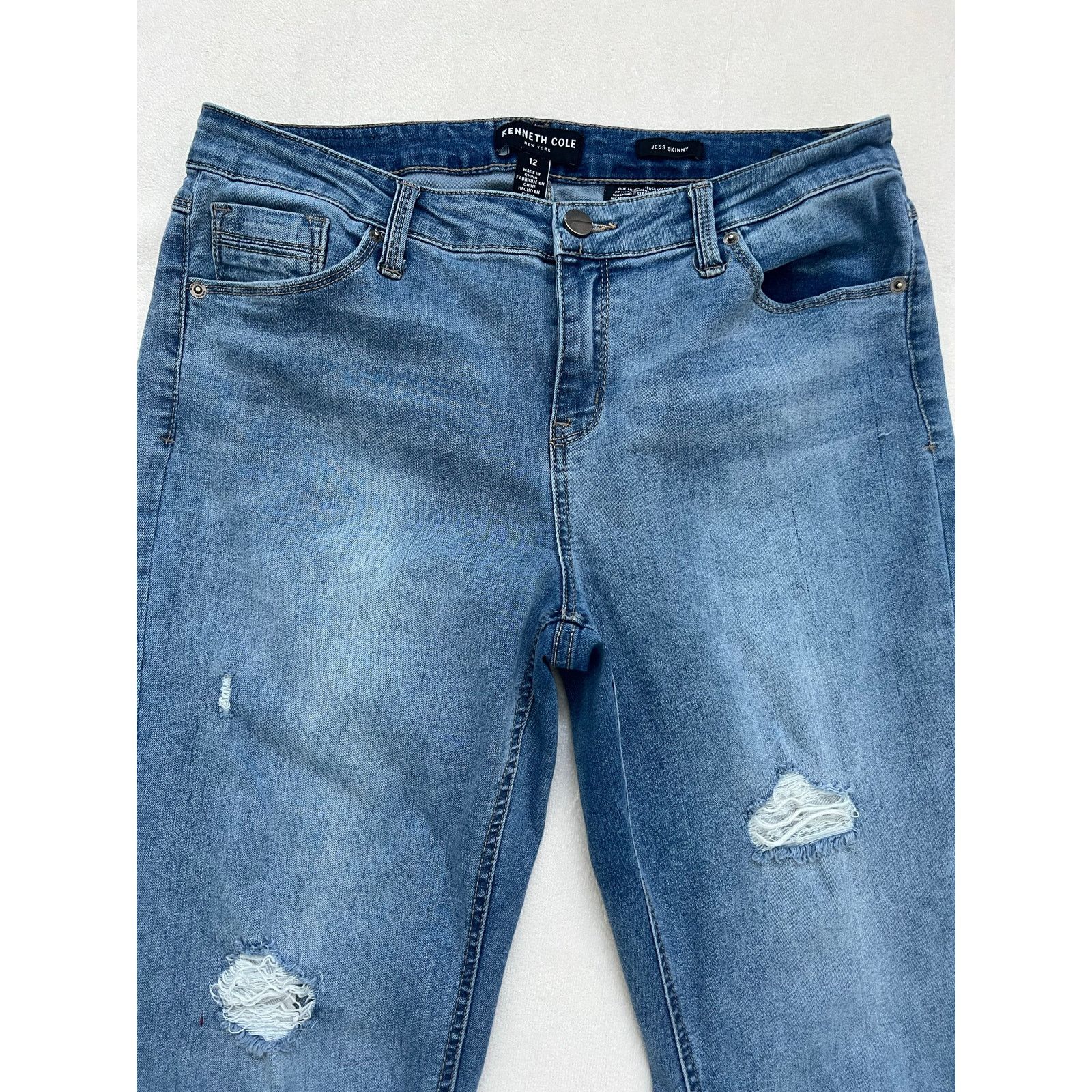 Kenneth Cole Kenneth Cole New York MidRise Jess Skinny Jeans Size 12 Size 34" / US 12 / IT 48 - 2 Thumbnail