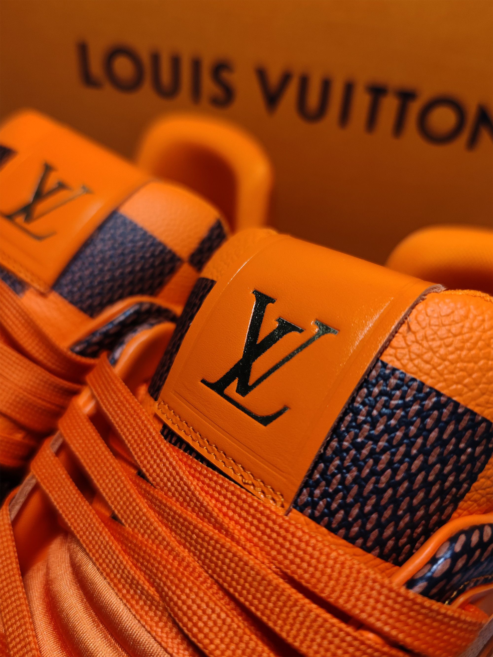Louis Vuitton × Pharrell Louis Vuitton LV Trainer Damier Size US 10 / EU 43 - 2 Thumbnail