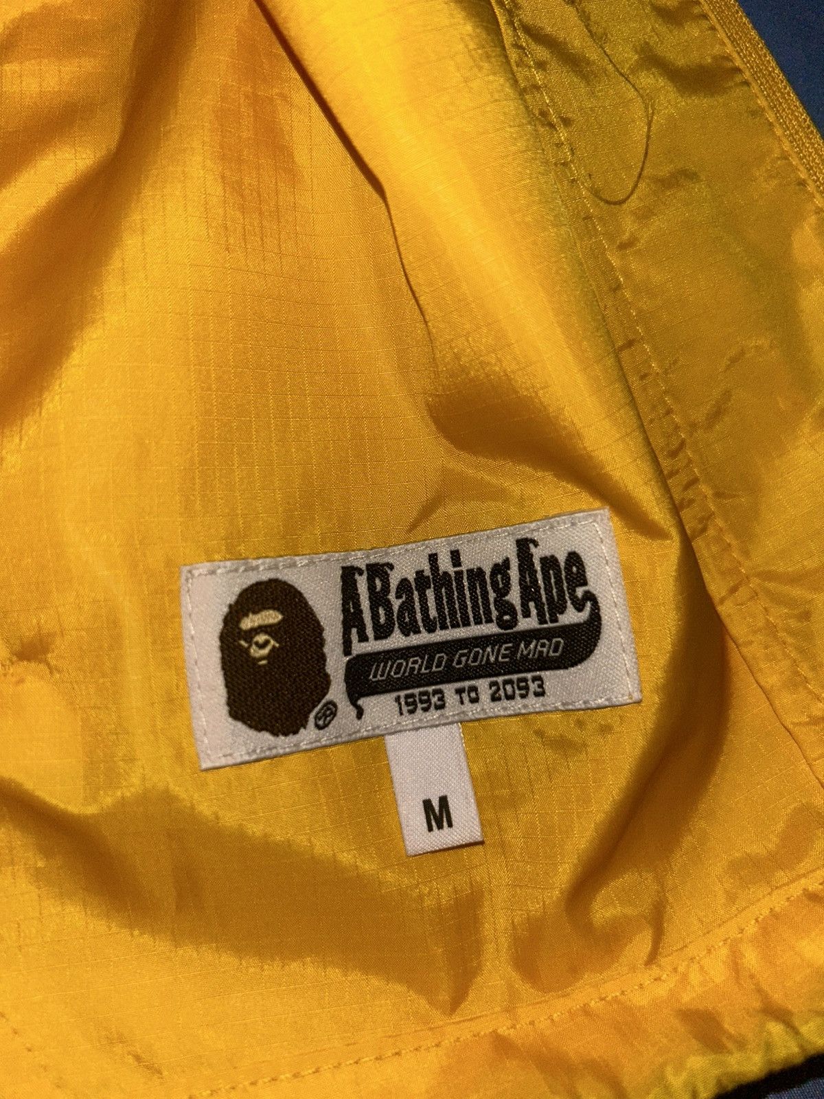 Bape Yellow and black BAPE windbreaker jacket Size US M / EU 48-50 / 2 - 3 Thumbnail
