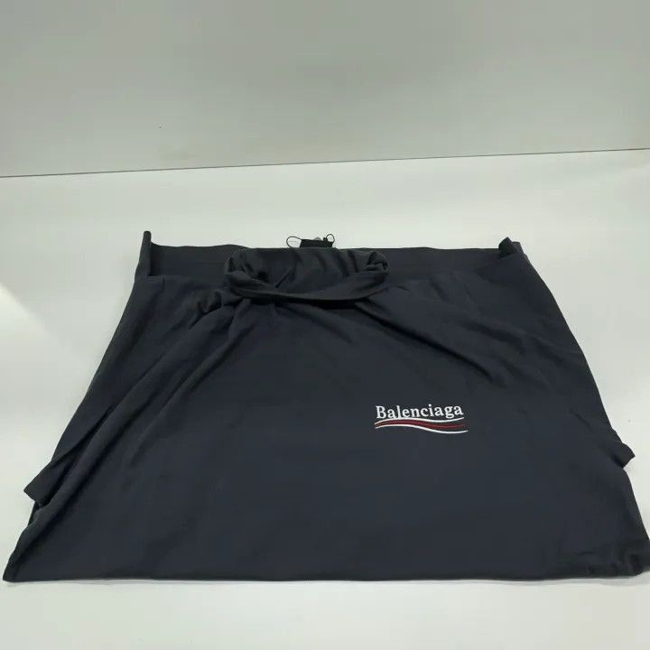 Balenciaga Balenciaga Balenciaga SS22 Gray Embroidered Tshirt for Men Size US XXS / EU 40 - 7 Thumbnail