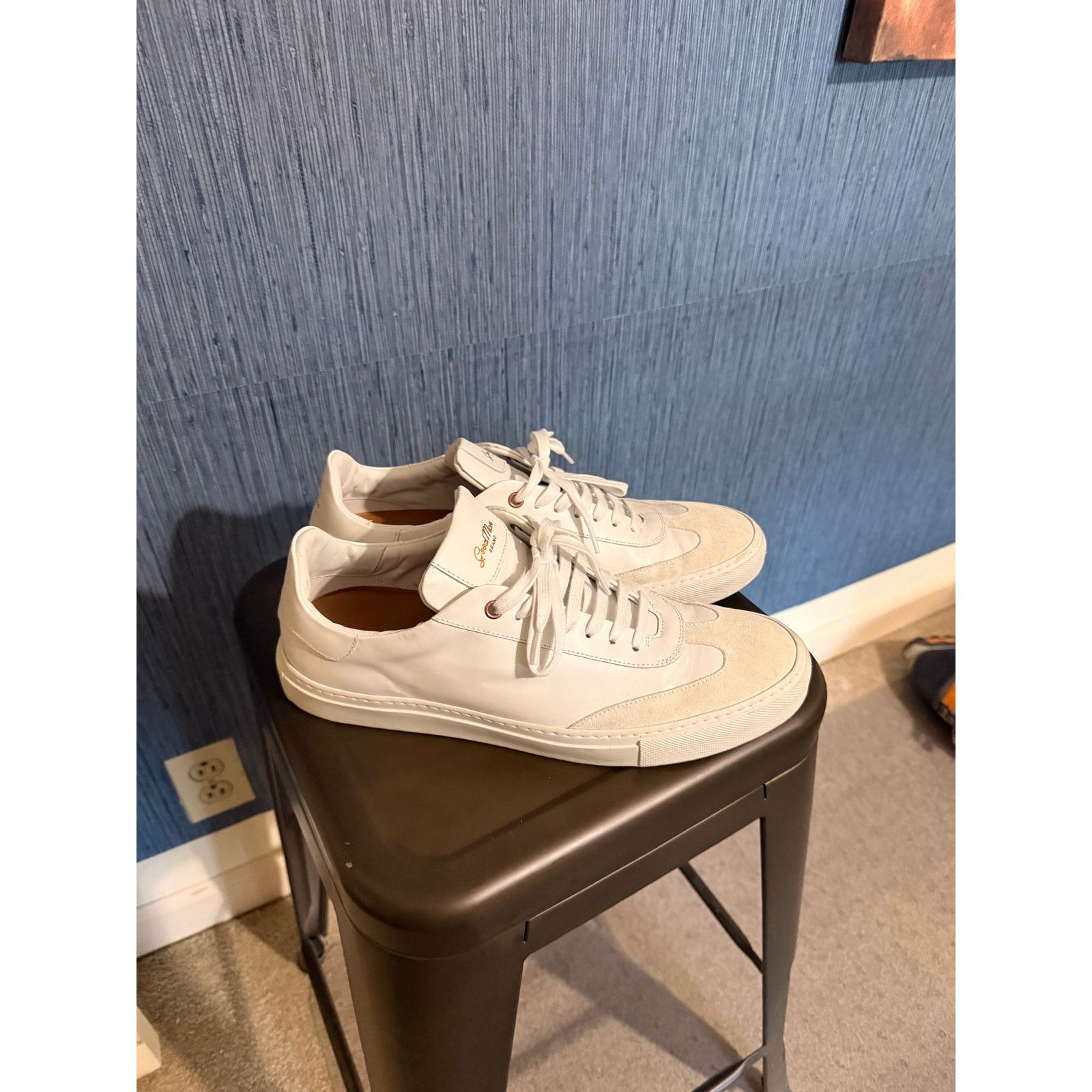 Good Man Brand Good Man Brand White Sneakers Size 9.5 Size US 9.5 / EU 42-43 - 1 Thumbnail