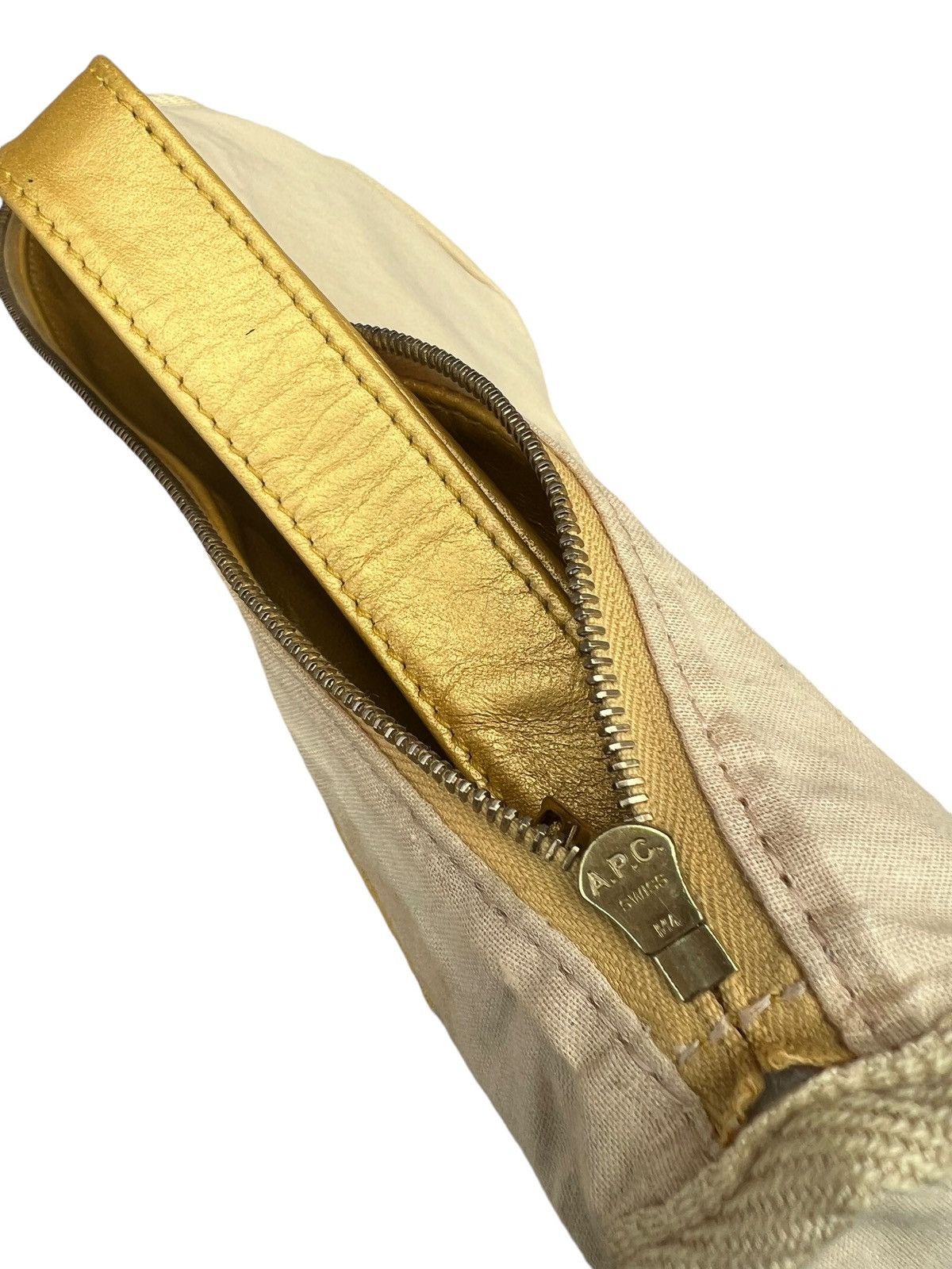 A.P.C. Vintage A.P.C. Patina Leather Yellow Gold Clutch Bag Size ONE SIZE - 22 Thumbnail