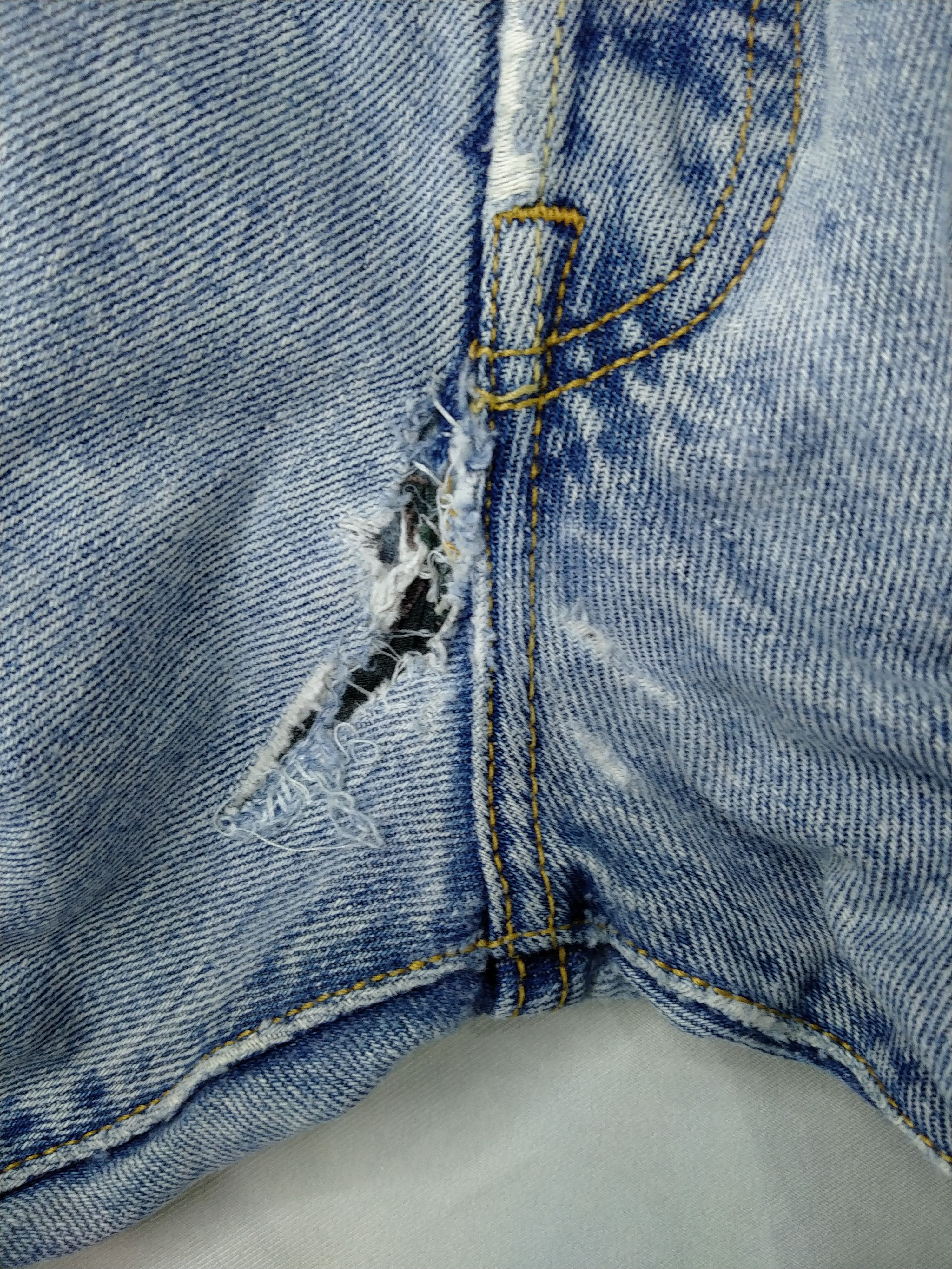 Levi's Light Wash Vintage Levi's 501 Denim 38 x 29.5 -JN745 Size US 38 / EU 54 - 12 Thumbnail