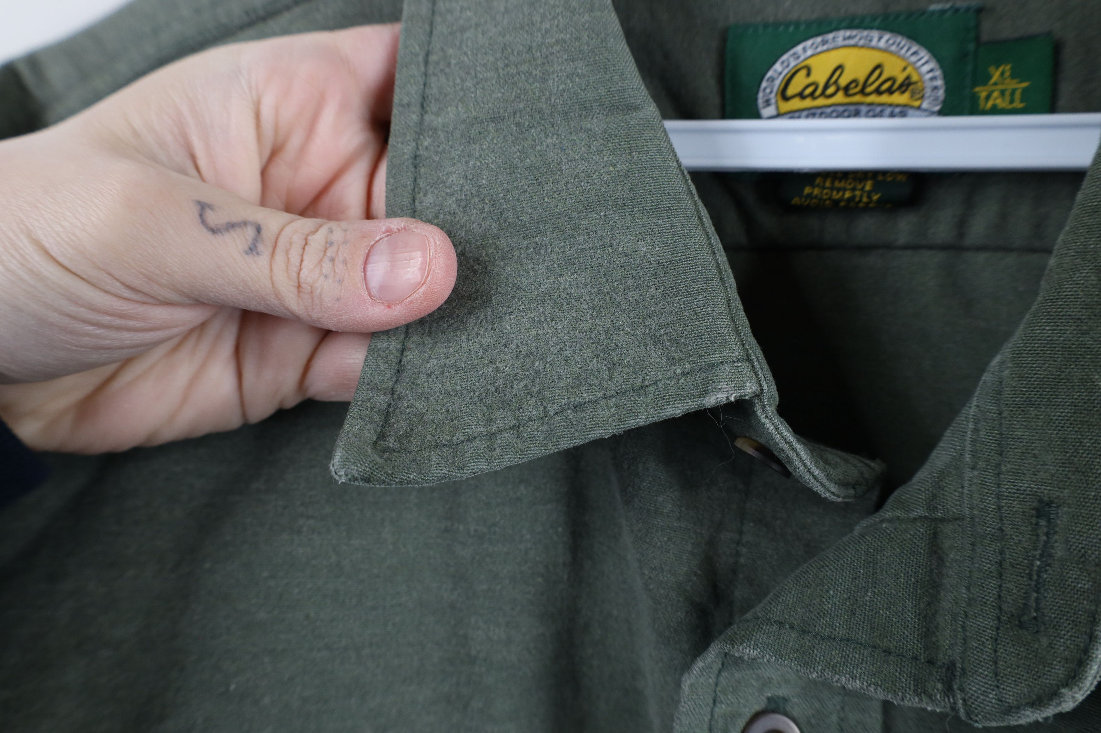 Cabelas × Vintage Vintage 90s Cabelas Cloth Collared Button Shirt Green Size US XL / EU 56 / 4 - 7 Thumbnail