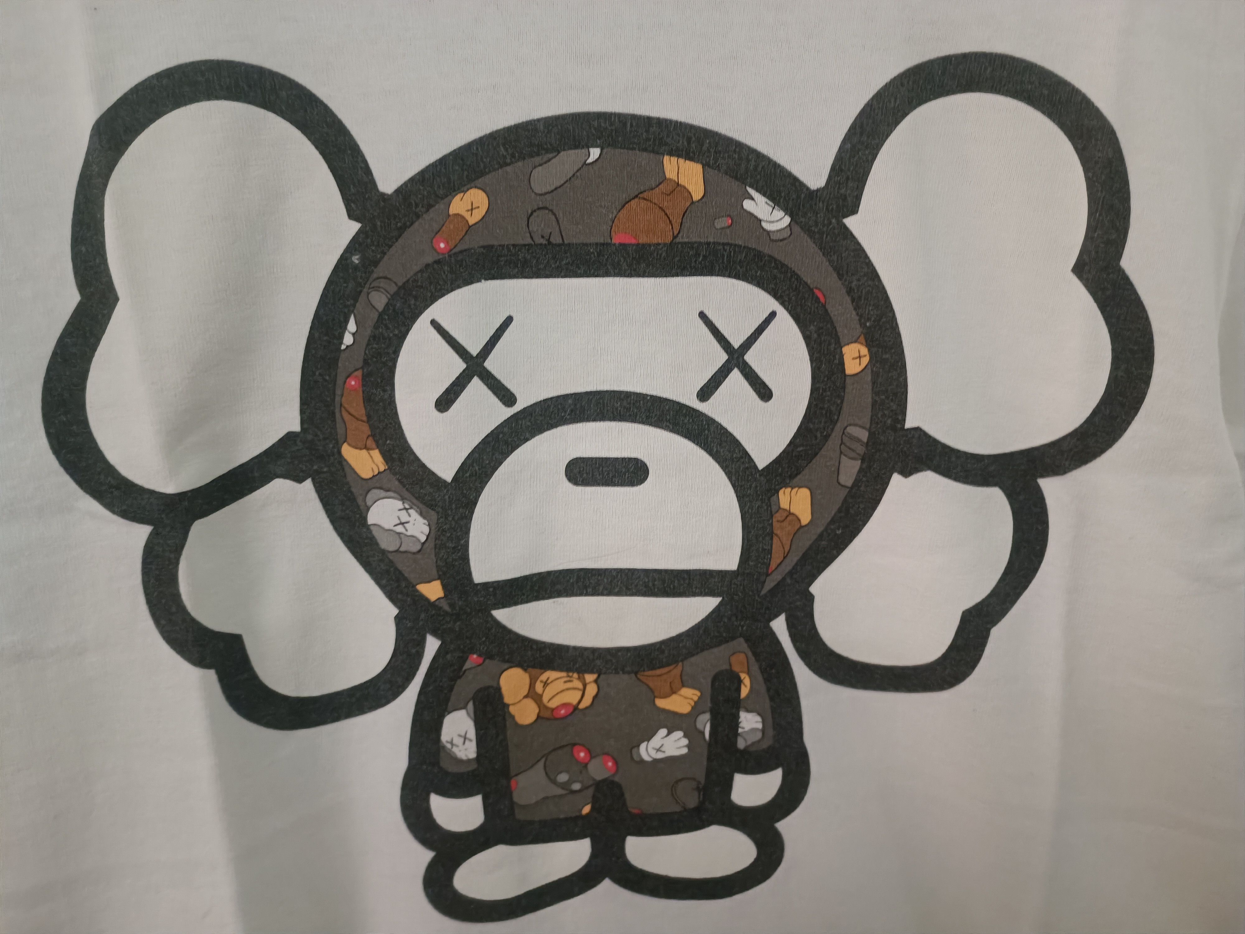Bape × Kaws ♦️Bape x Kaws Baby Milo T Shirt Size XS / US 0-2 / IT 36-38 - 5 Thumbnail