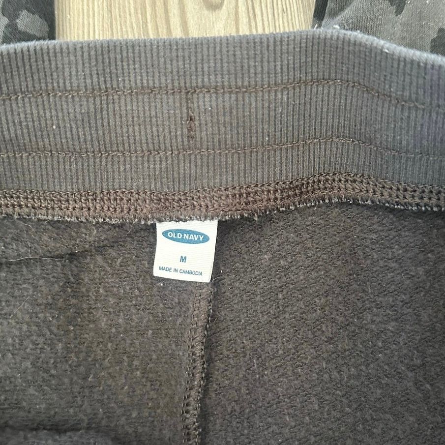 Old Navy old navy gray black cheetah print sweatpants Size 30" / US 8 / IT 44 - 3 Thumbnail