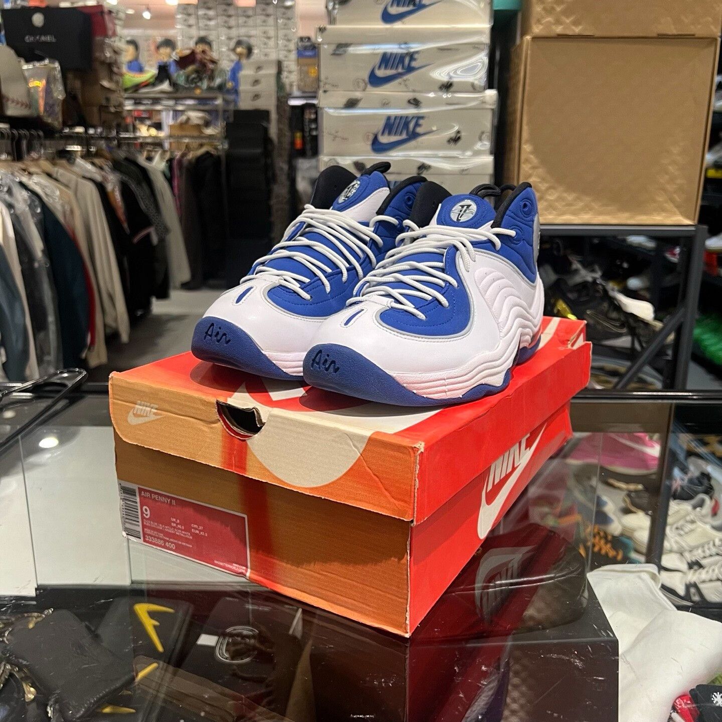 Nike Nike Lowtop Sneakers 9.5 Men Size US 9.5 / EU 42-43 - 1 Thumbnail