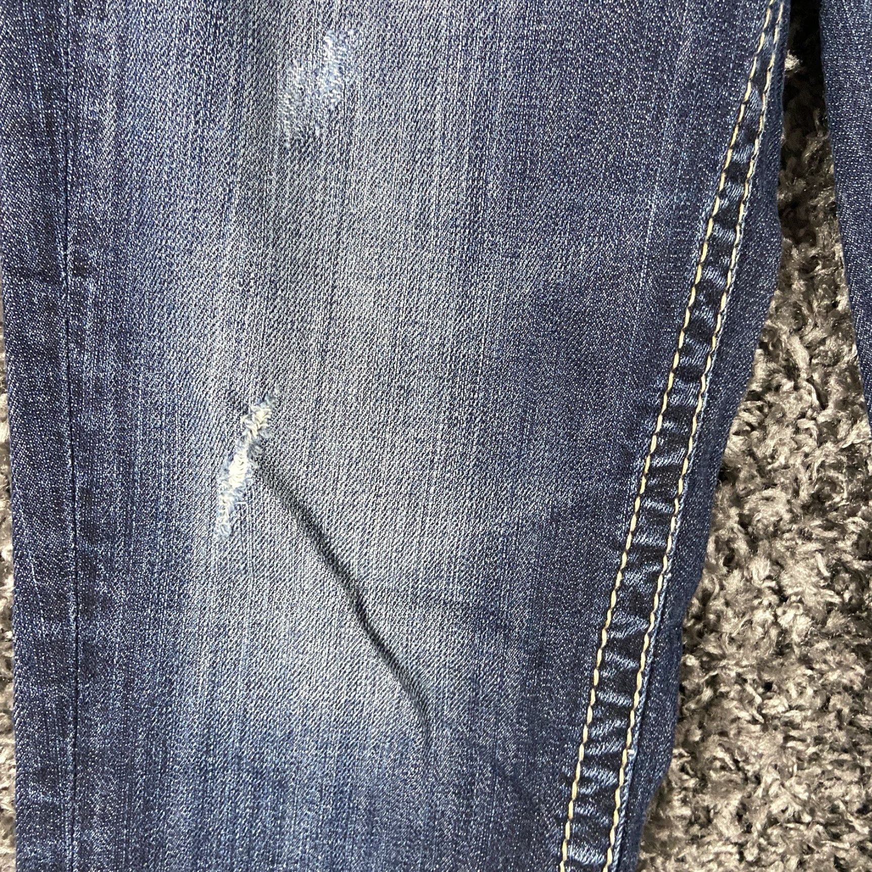 Silver Jeans Co. SILVER JEANS Aiko Distressed Capri Jeans Blue Women’s 26 Size 26" / US 2 / IT 38 - 4 Thumbnail