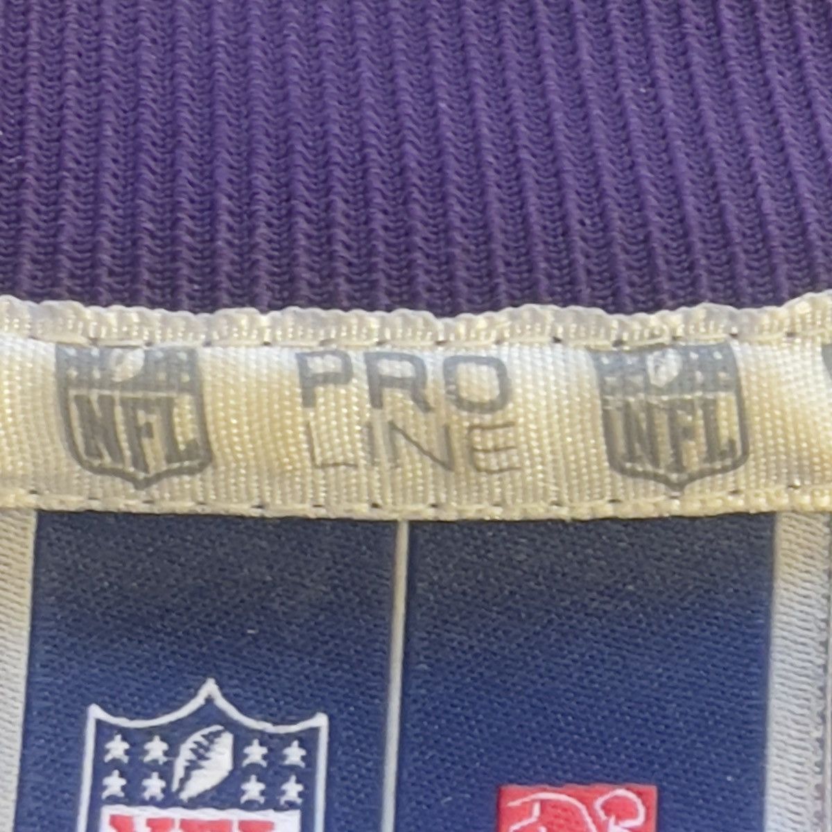 NFL Signed MN Vikings Brian Robinson Mens (Or Unisex) Jersey Size US XL / EU 56 / 4 - 6 Thumbnail