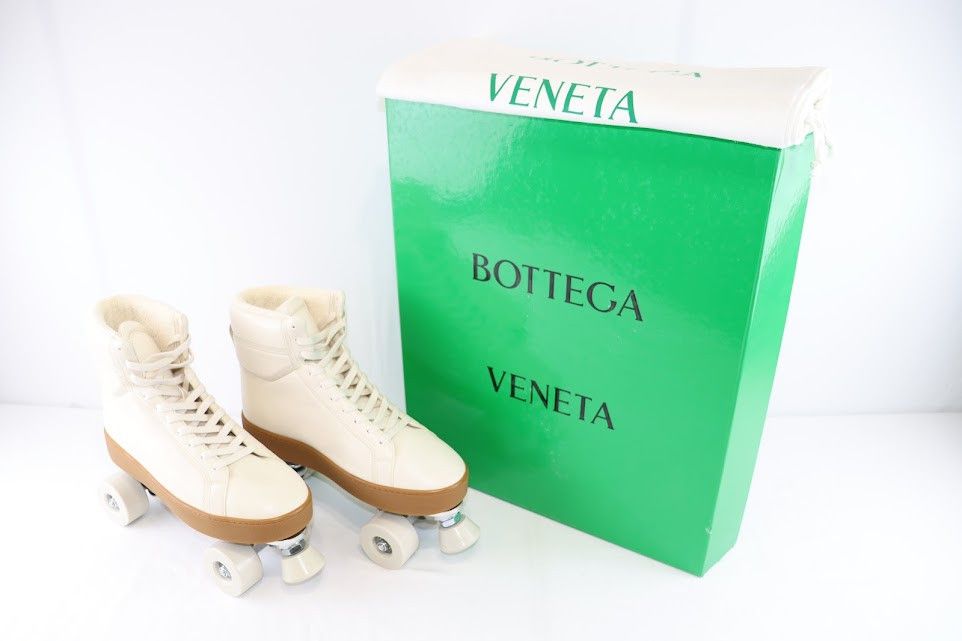 Bottega Veneta o1rshd1 Lagoon Nappa Quilt Sneaker in Sea Salt Size US 10 / EU 43 - 1 Thumbnail