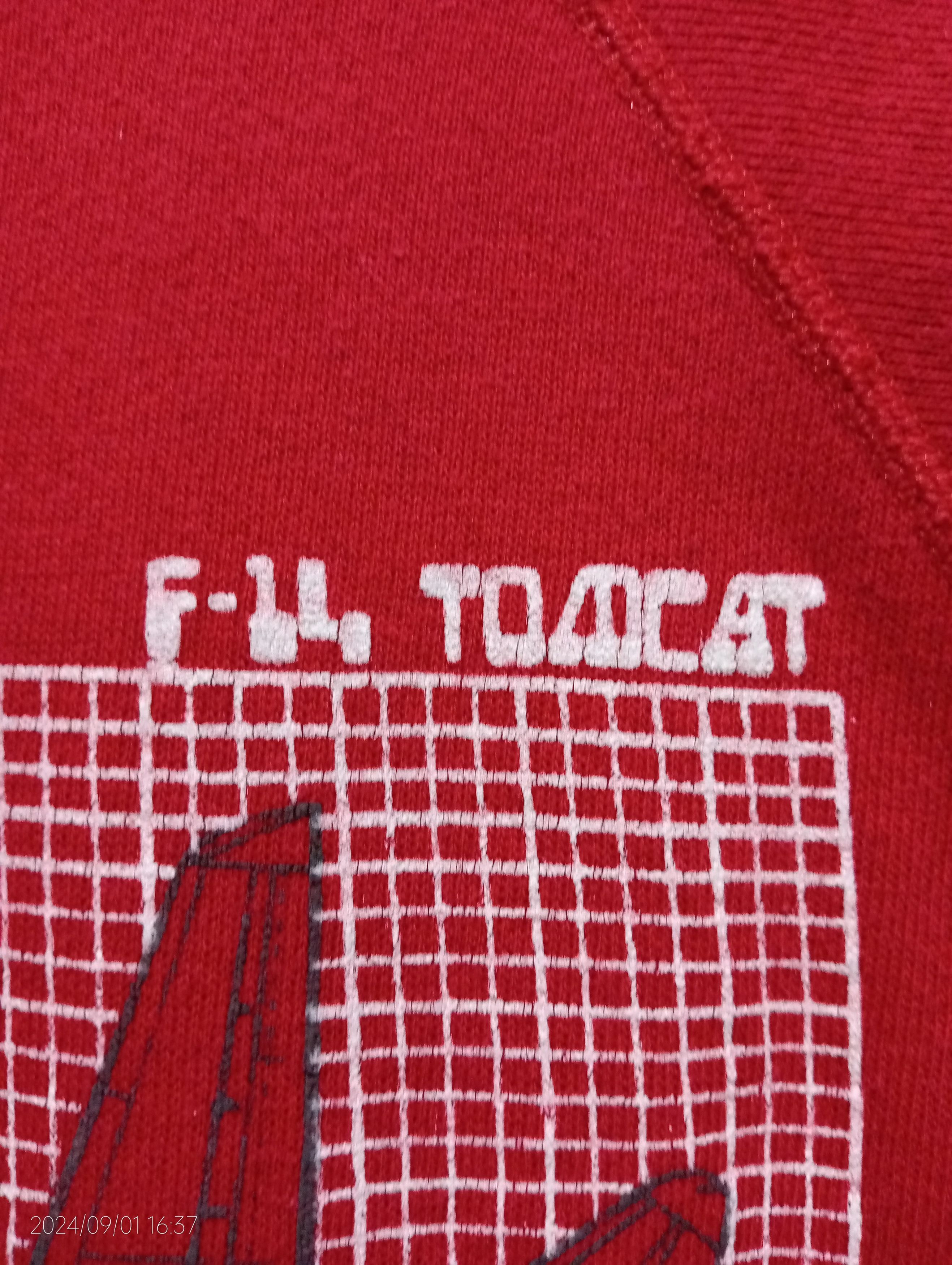 Vintage Vintage '80s Pacific Coast F-14 Tomcat Crewneck Sweatshirt Size US S / EU 44-46 / 1 - 4 Thumbnail