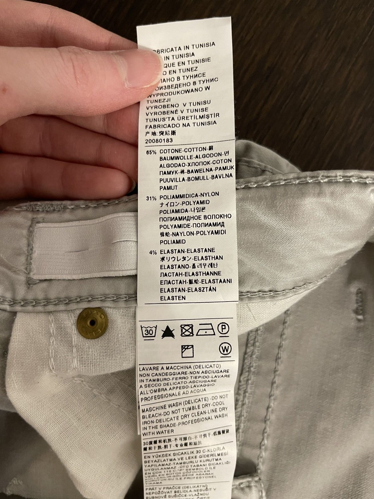 Benetton Sisley girl’s gray satin shorts Size 27" / US 4 / IT 40 - 6 Thumbnail