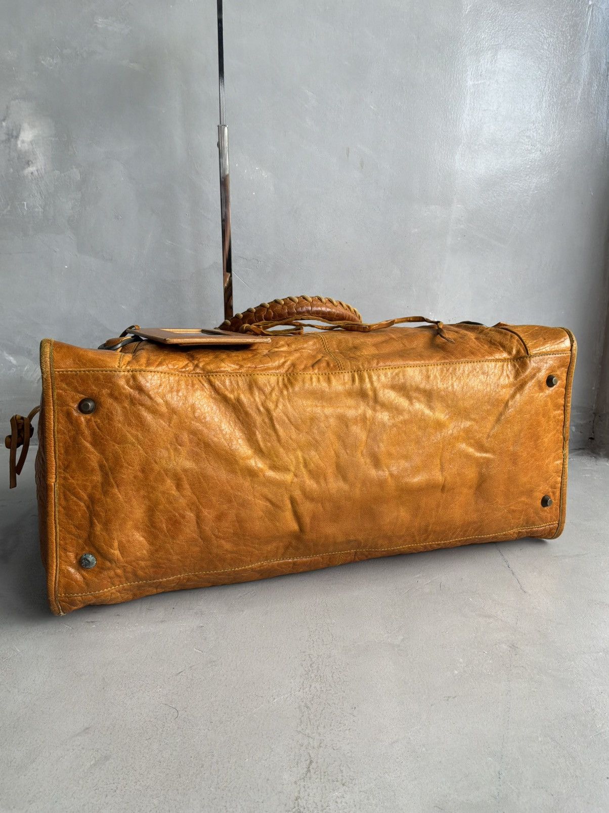 Balenciaga Balenciaga - Weekender - Lambskin Leather Bag Size ONE SIZE - 17 Thumbnail