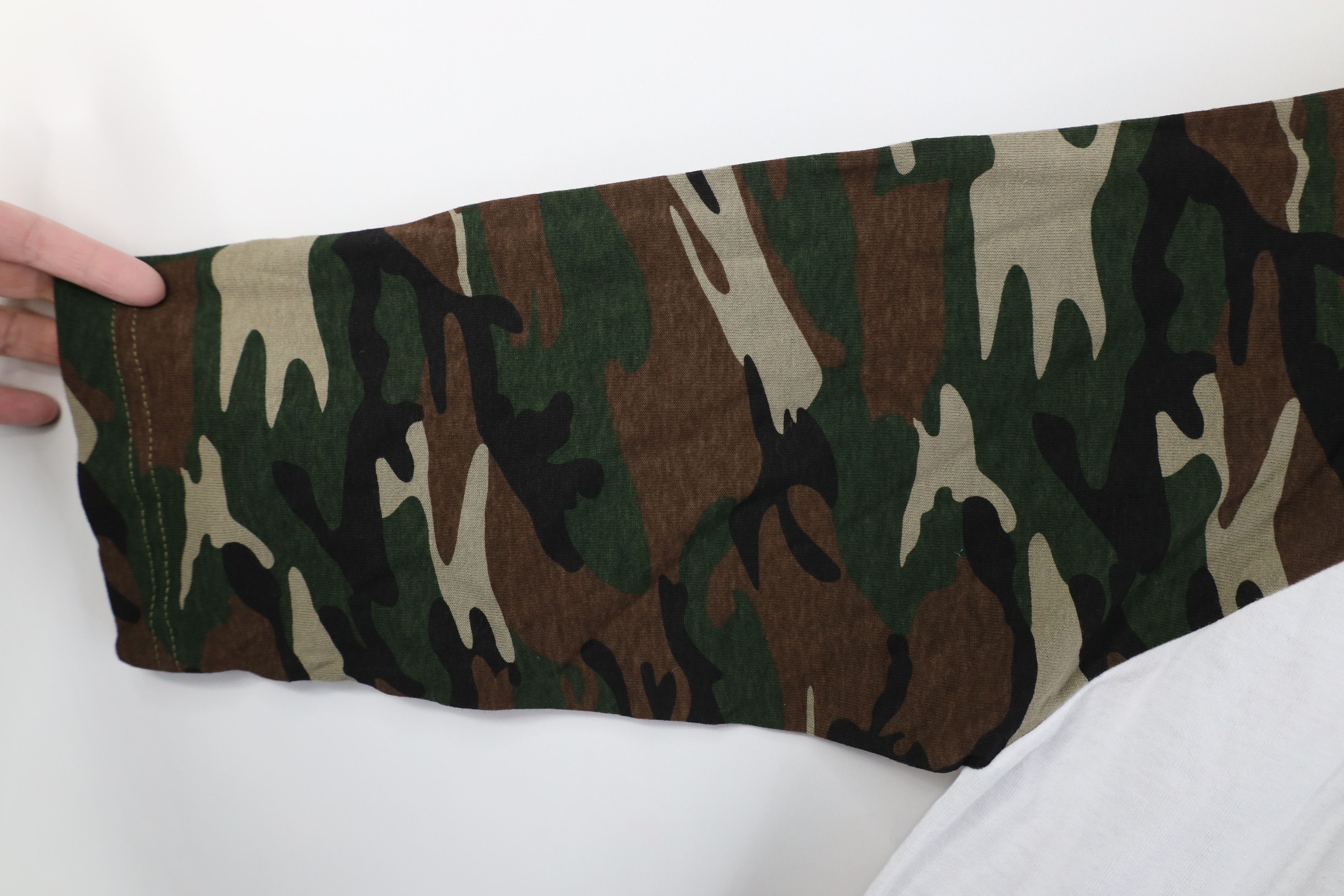 Vintage Vintage Jeep Motor Co Camouflage Baseball Raglan T-Shirt Size US M / EU 48-50 / 2 - 6 Thumbnail