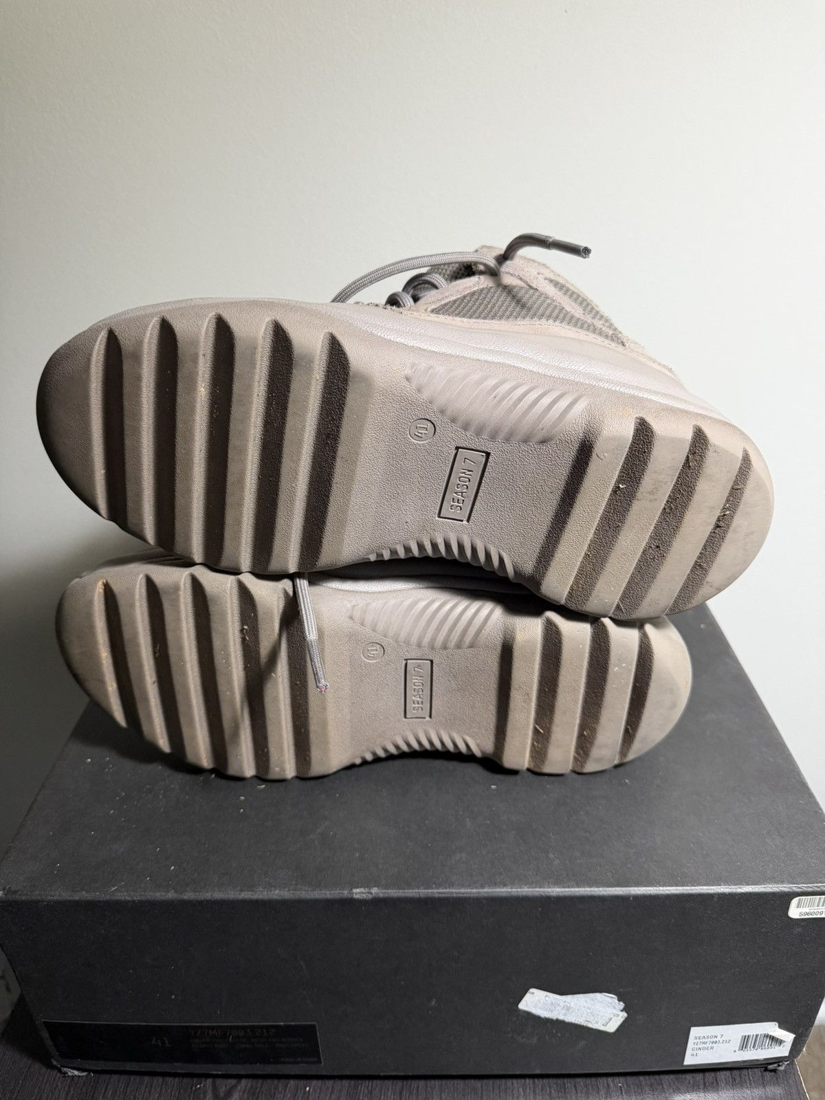 Yeezy Yeezy boots season 7 cinder Size US 8 / EU 41 - 6 Thumbnail