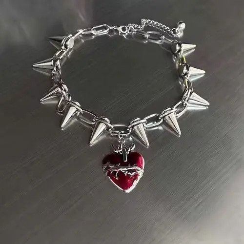 Other Gothic Thorn Red Heart Pendant Necklace Size ONE SIZE - 2 Thumbnail