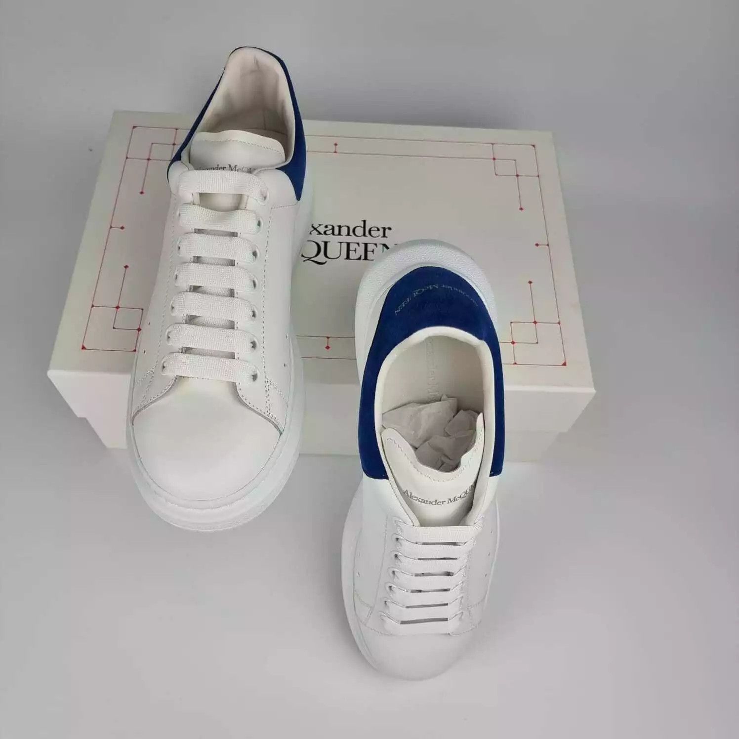 Alexander McQueen ALEXANDER MCQUEEN Men's Oversized White Blue Sneakers Size US 6 / EU 39 - 5 Thumbnail
