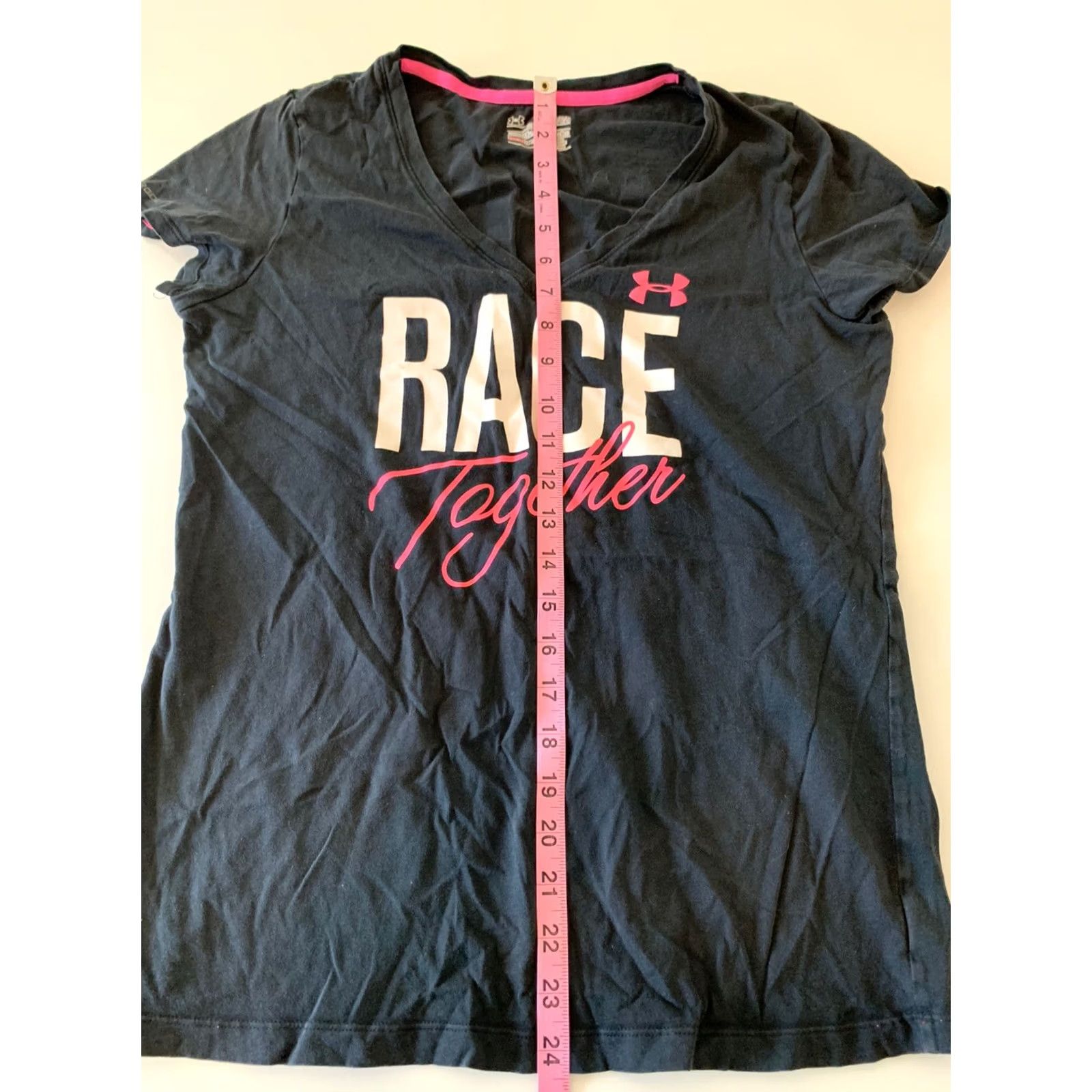 Under Armour Under Armour Race Together Breast Cancer Short Sleeve T Shirt Women's L Black Size L / US 10 / IT 46 - 4 Thumbnail